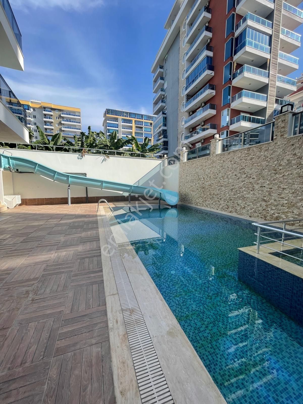 Mahmutlarda Satılık 1+1 Eşyalı Daire - Görsel 12