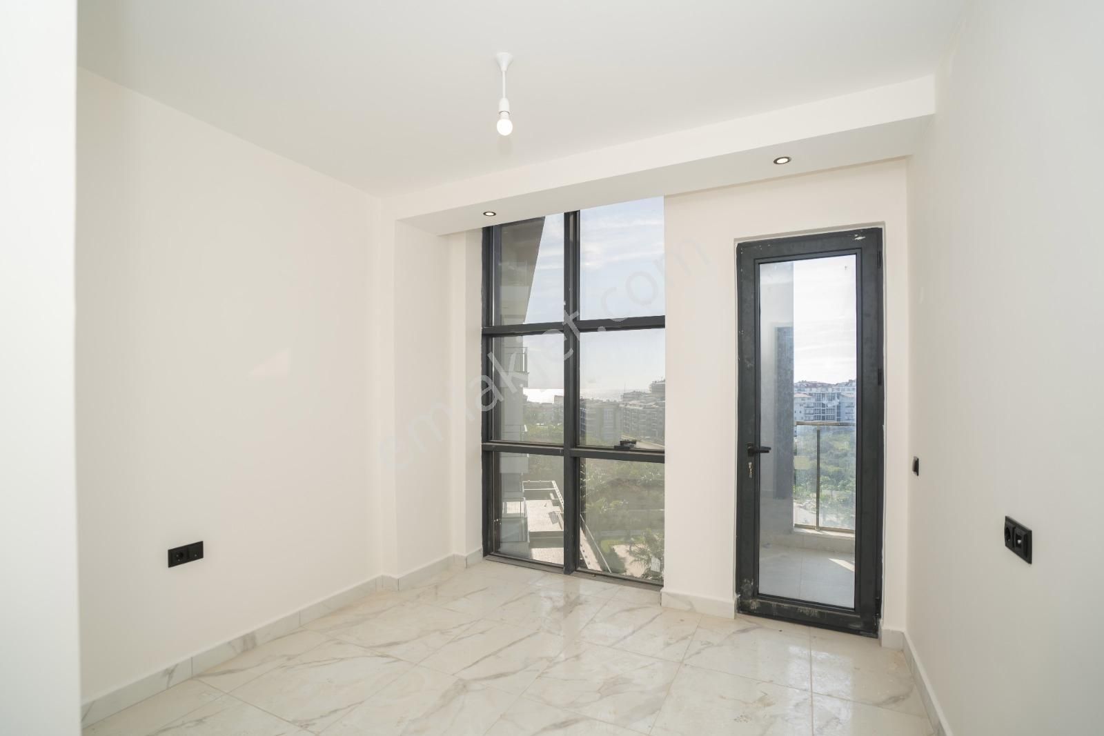 Summer Home'dan Satılık 1+1 Boş Daire - Görsel 23