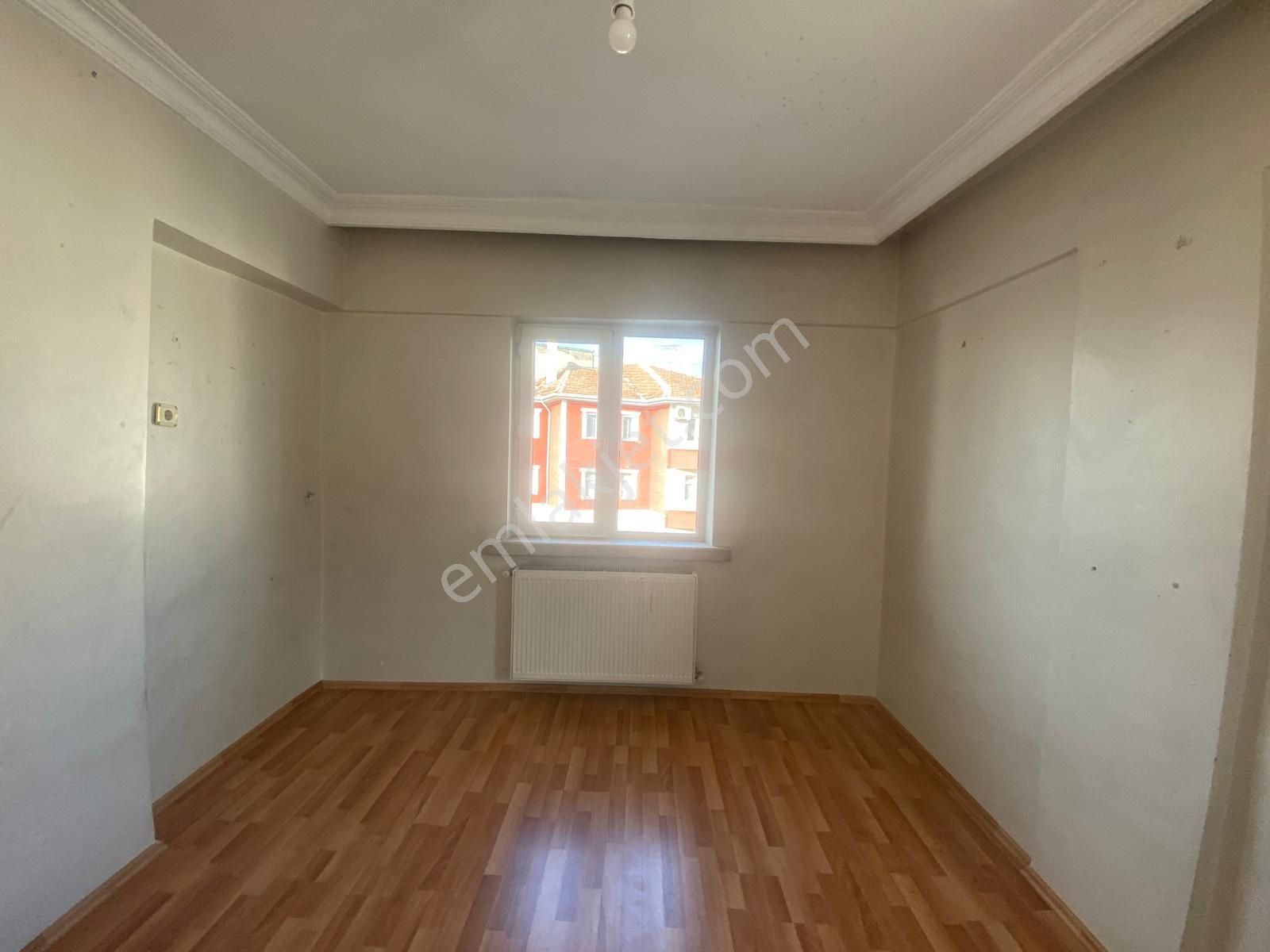 Koza Emlaktan Plevne Mahalesinde Cadde Üzerinde Ara Katta Geniş 3+1 Satılık Daire - Görsel 16