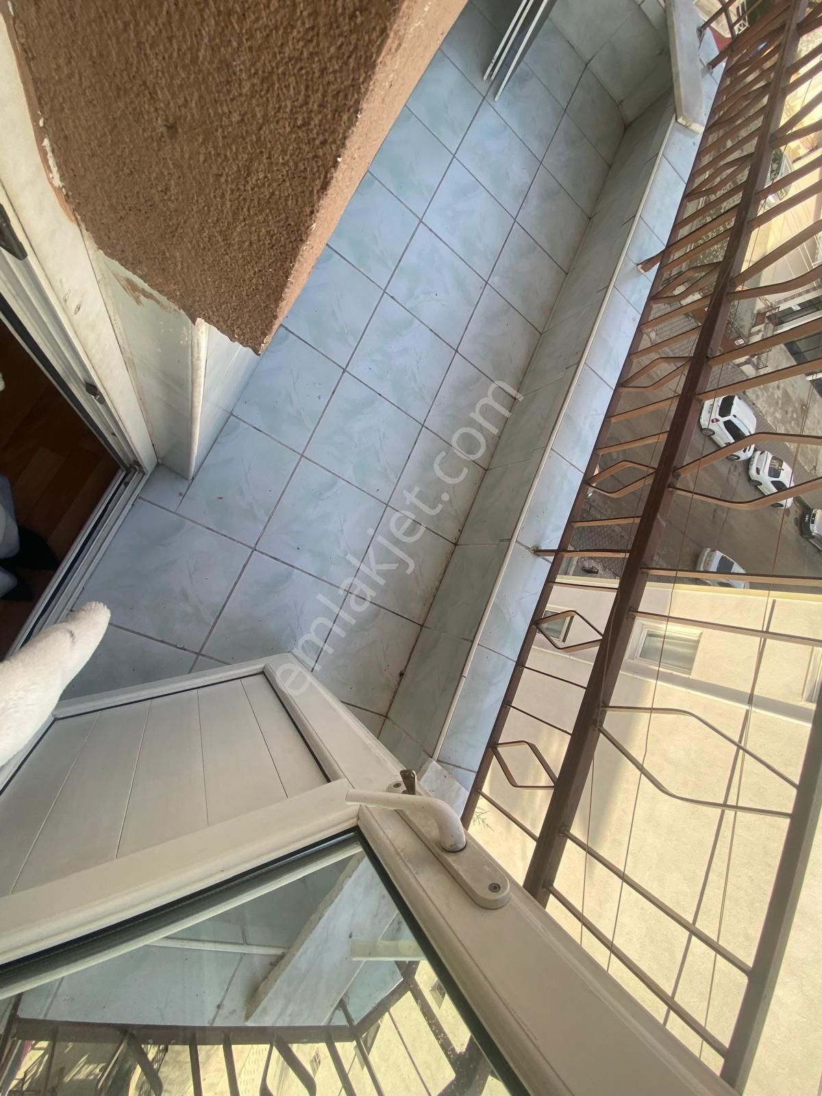 Koza Emlaktan Plevne Mahalesinde Cadde Üzerinde Ara Katta Geniş 3+1 Satılık Daire - Görsel 19