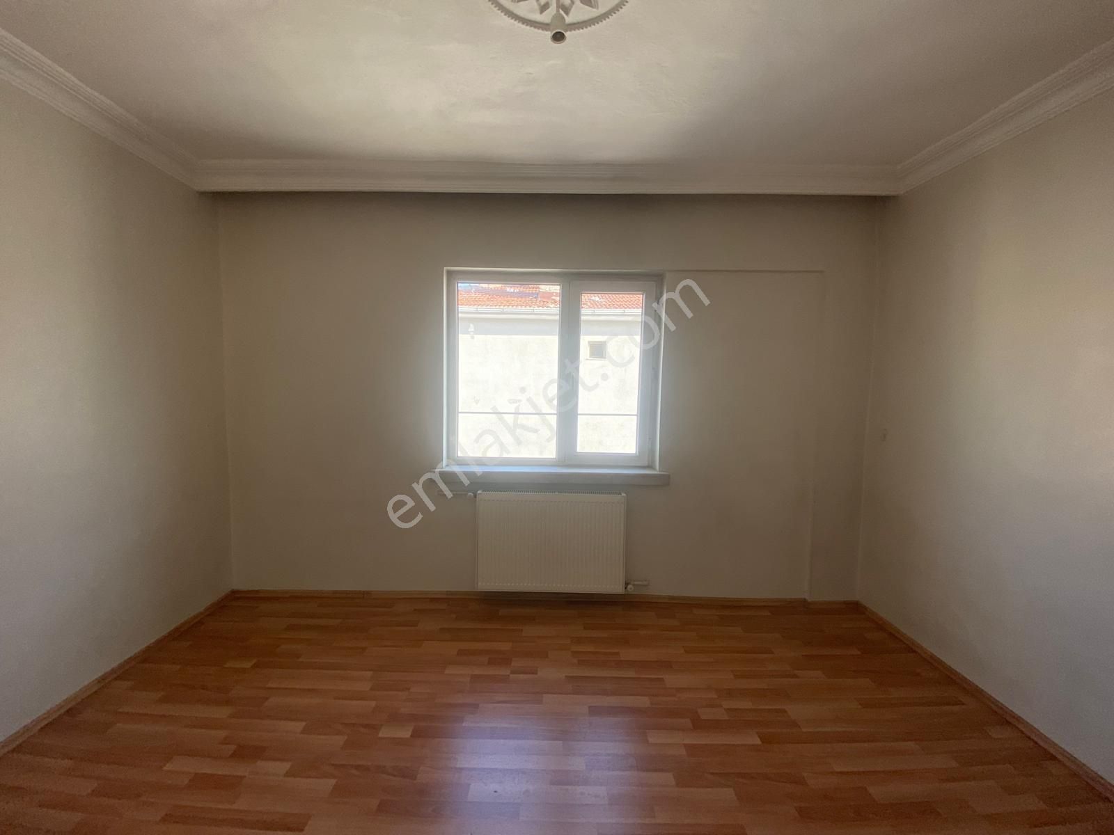 Koza Emlaktan Plevne Mahalesinde Cadde Üzerinde Ara Katta Geniş 3+1 Satılık Daire - Görsel 27