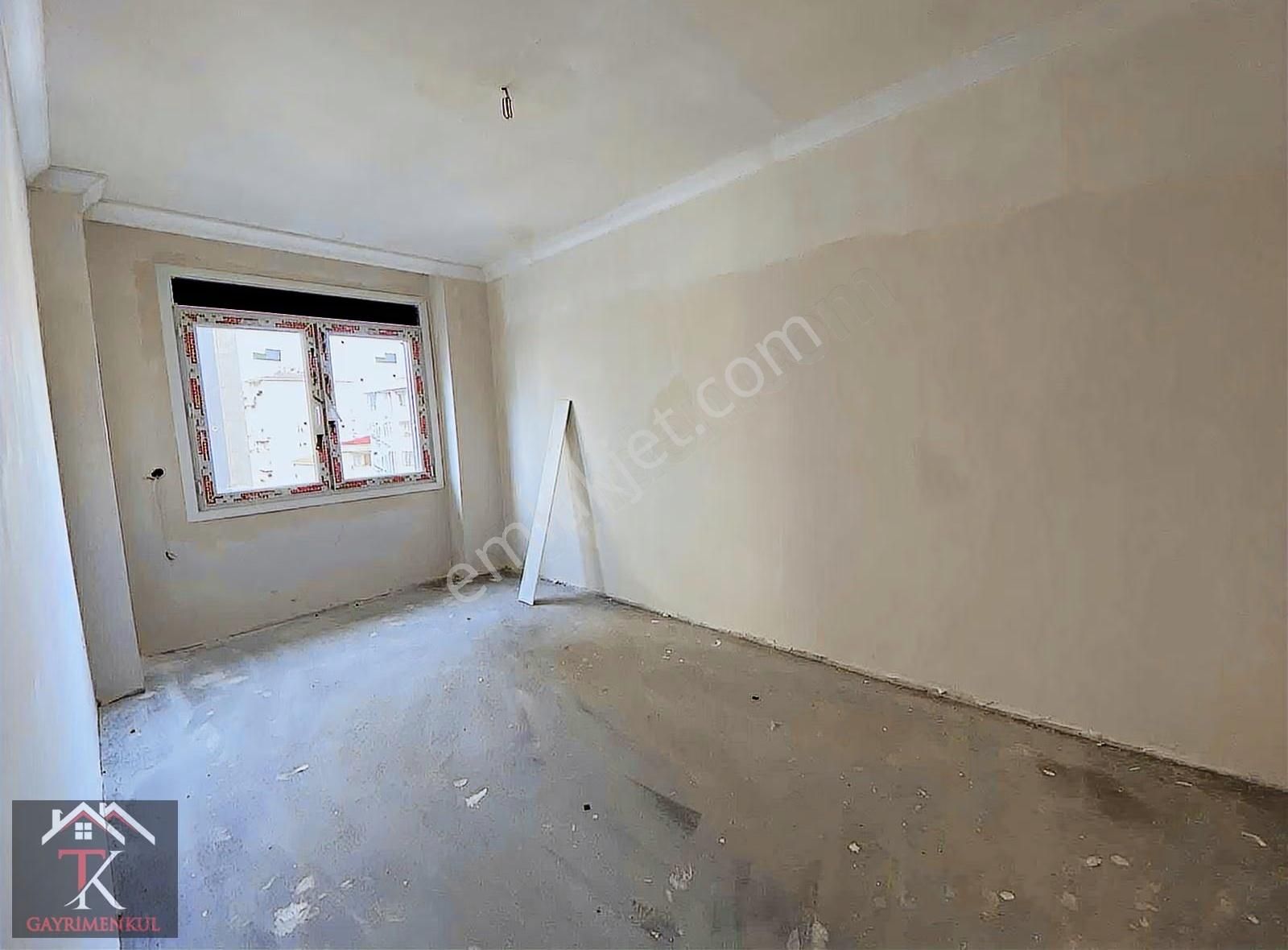 Tk'dan Tek Yetkili Caddeye Paralelde Dubleks 4+1 Daire - Görsel 3