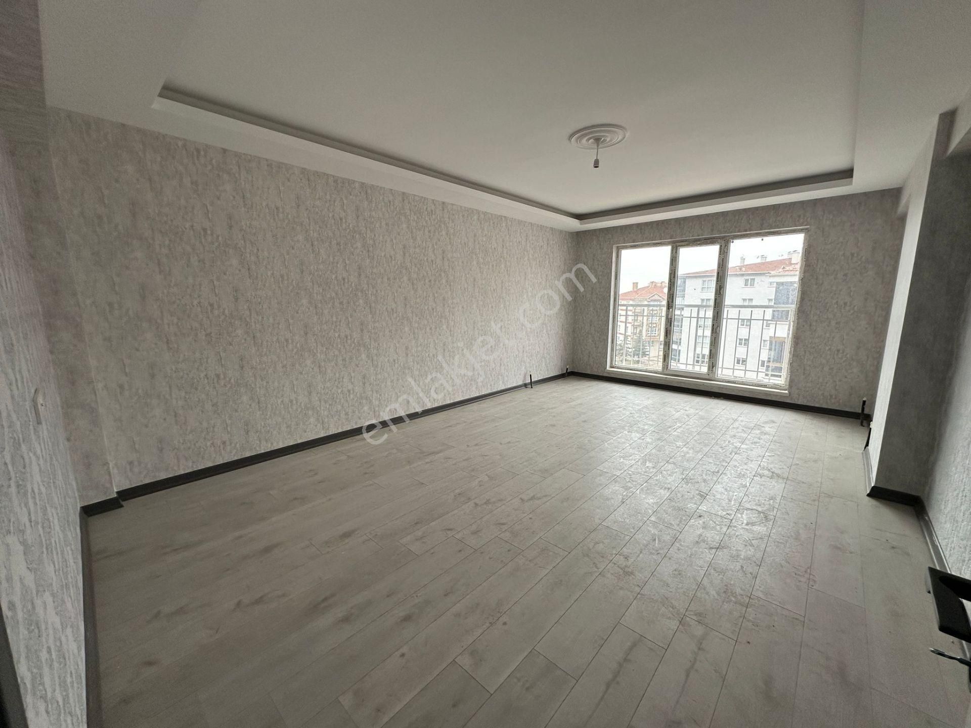 Mamak - Başak Mah. Semt Polikliniği Yak. Giyinme Odalı 3+1 Satılık Sıfır Daire !!