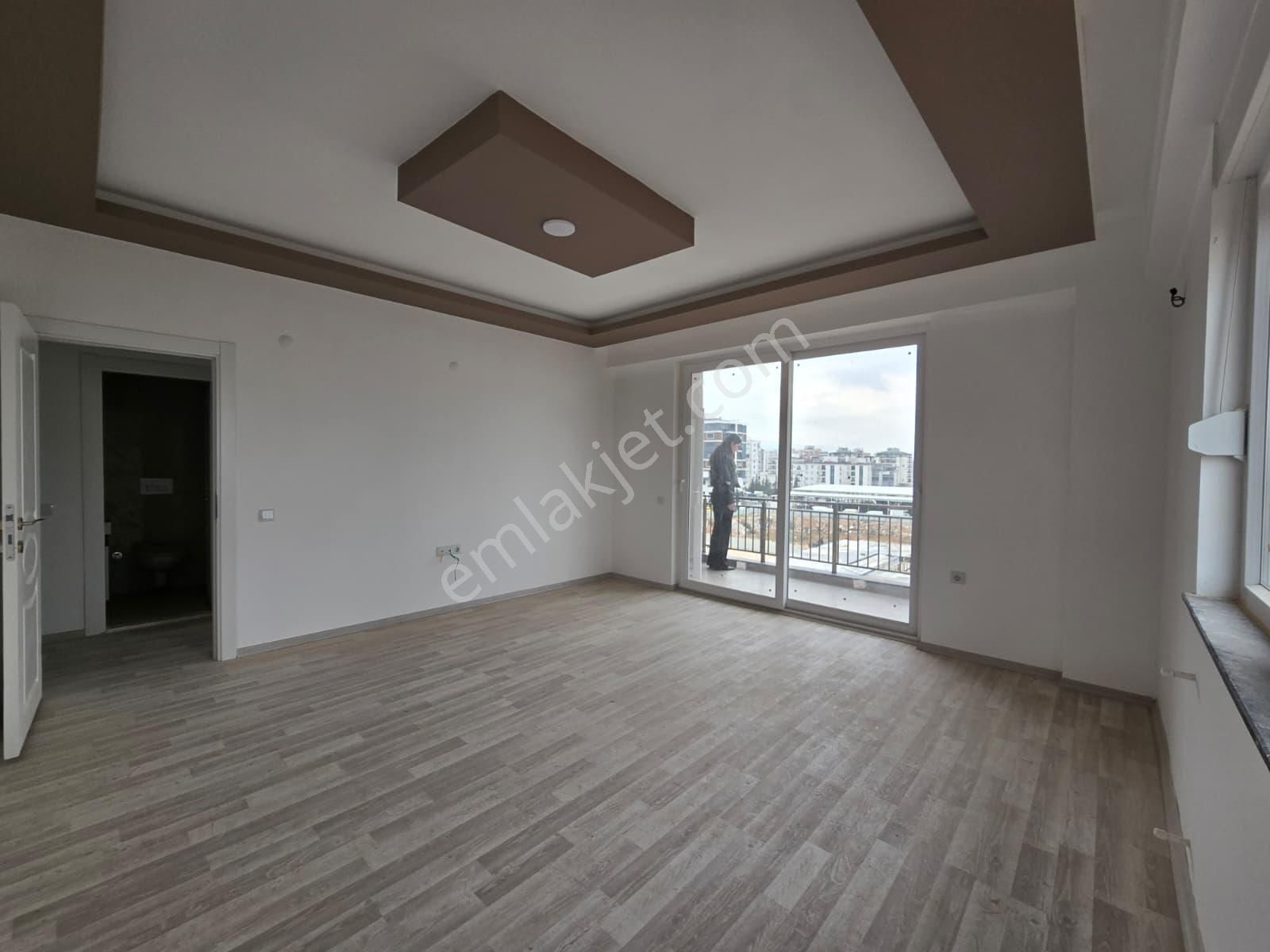 Çankaya'da 2+1 Geniş Sıfır Şehir Hastanesine Yakın - Görsel 4