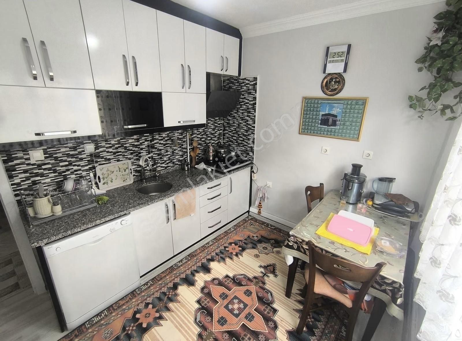 Denizli Sırakapılar Mahallesi Devlet Hast. Karşısı 3+1 Satılık - Görsel 8