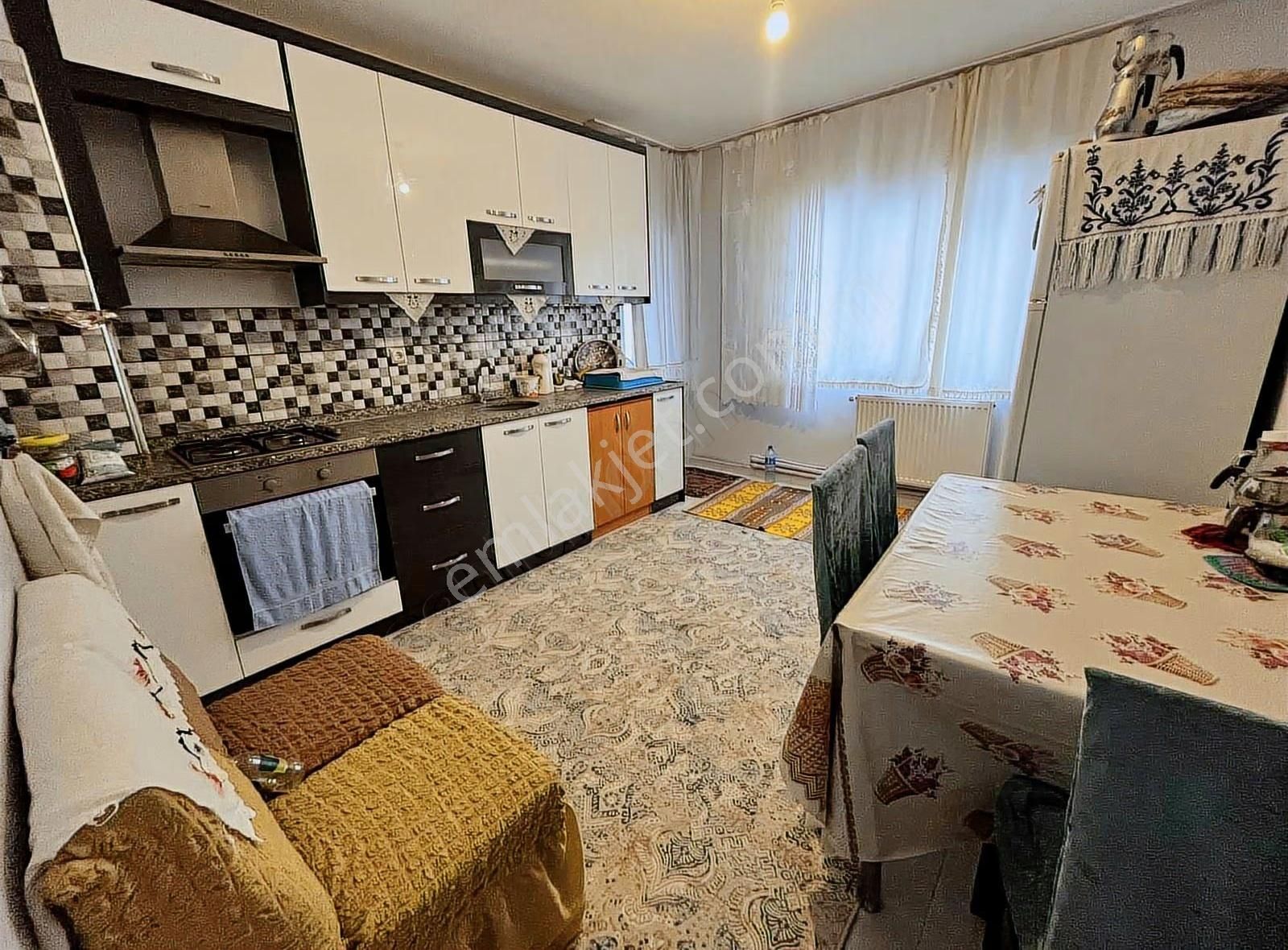 Denizli Adalet Mahallesi'nde Fırsat 3 +1 180 Metre² Daire - Görsel 5