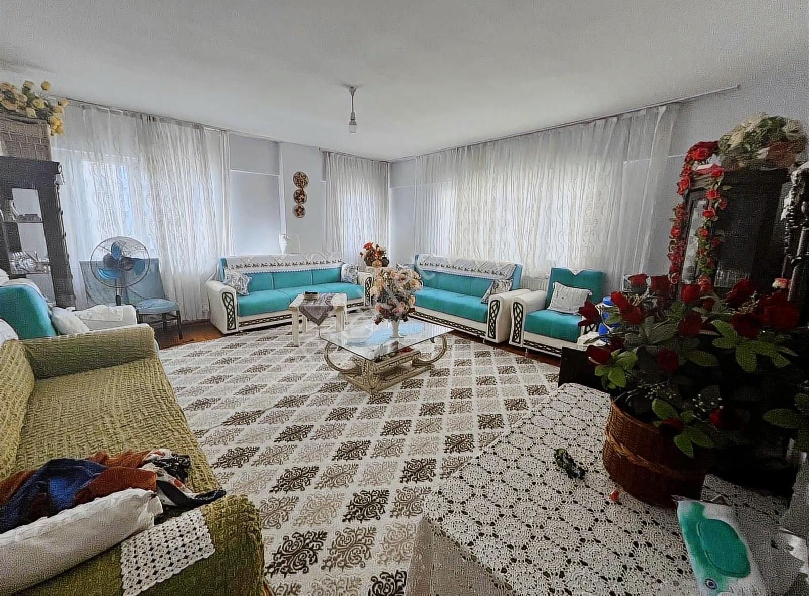 Denizli Adalet Mahallesi'nde Fırsat 3 +1 180 Metre² Daire - Görsel 10