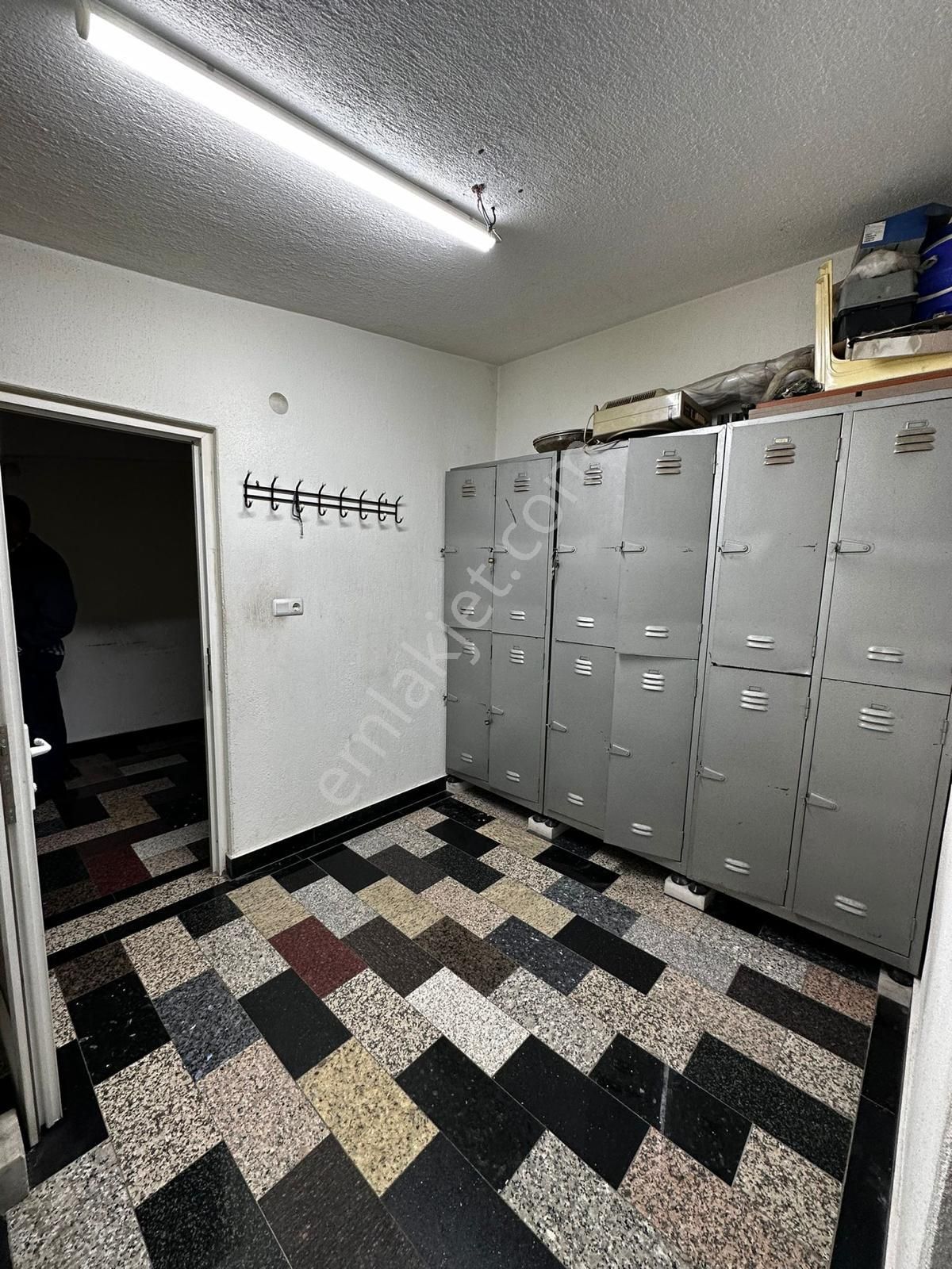 Otosansitte Kiralık Masrafsızsız Temiz Dükkan - Görsel 19