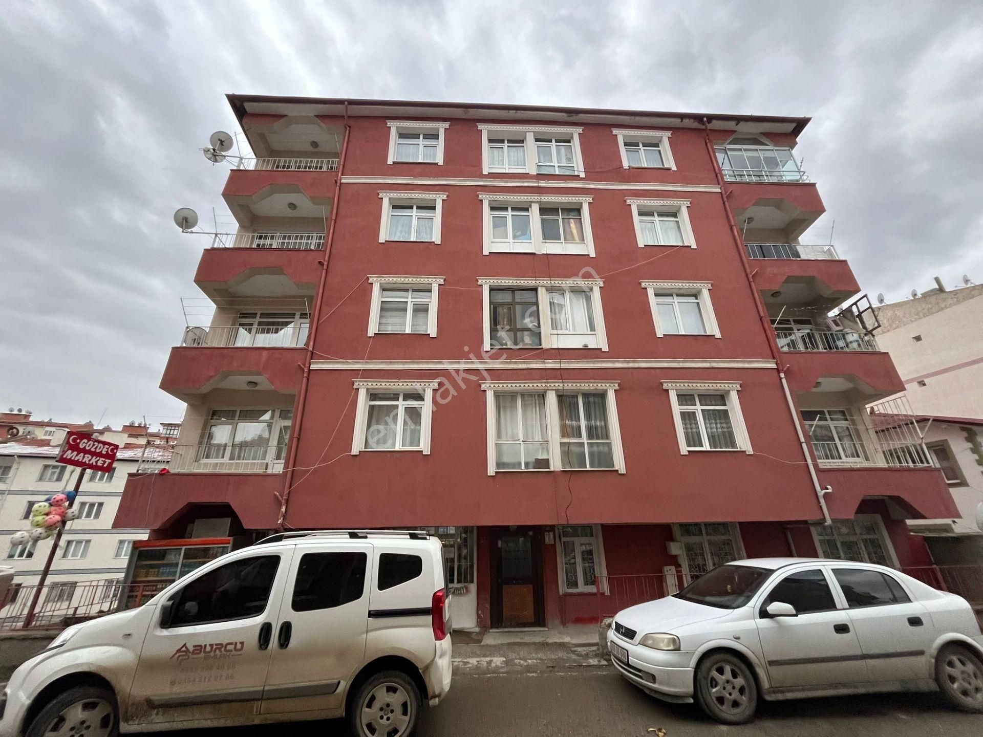 Merkezde 3+1 Satılık Daire ***burcu Emlatan****