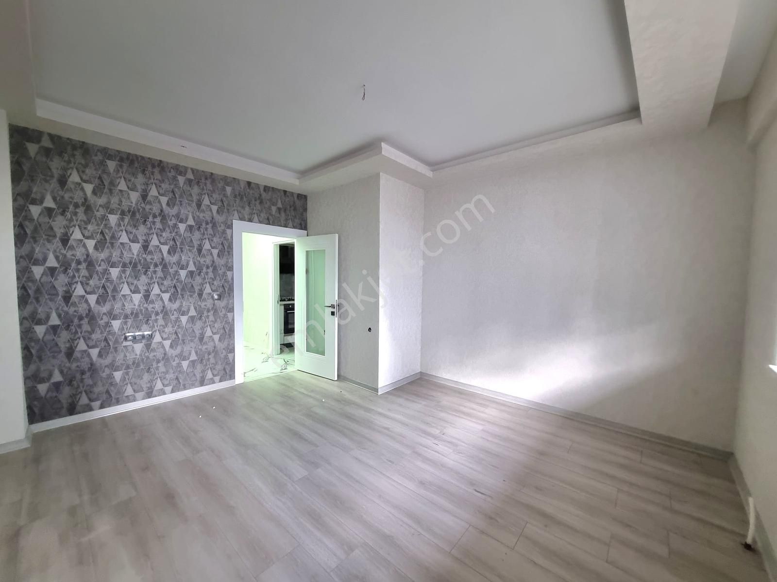 Yenikent Satılık 3+1 Park Cepheli Yüksek Giriş Kat Uygun Daire - Görsel 19
