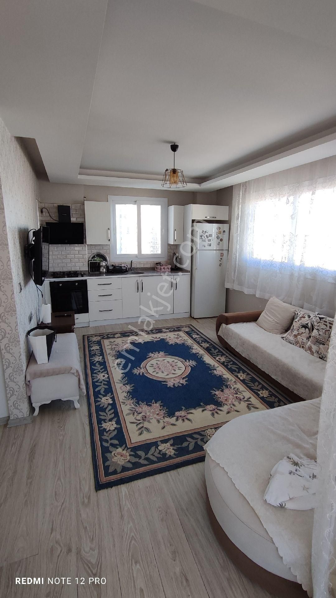 Çarkıparede Stadyuma Yakın 1+1 Ful Eşyalı Kiralık Daire - Görsel 2