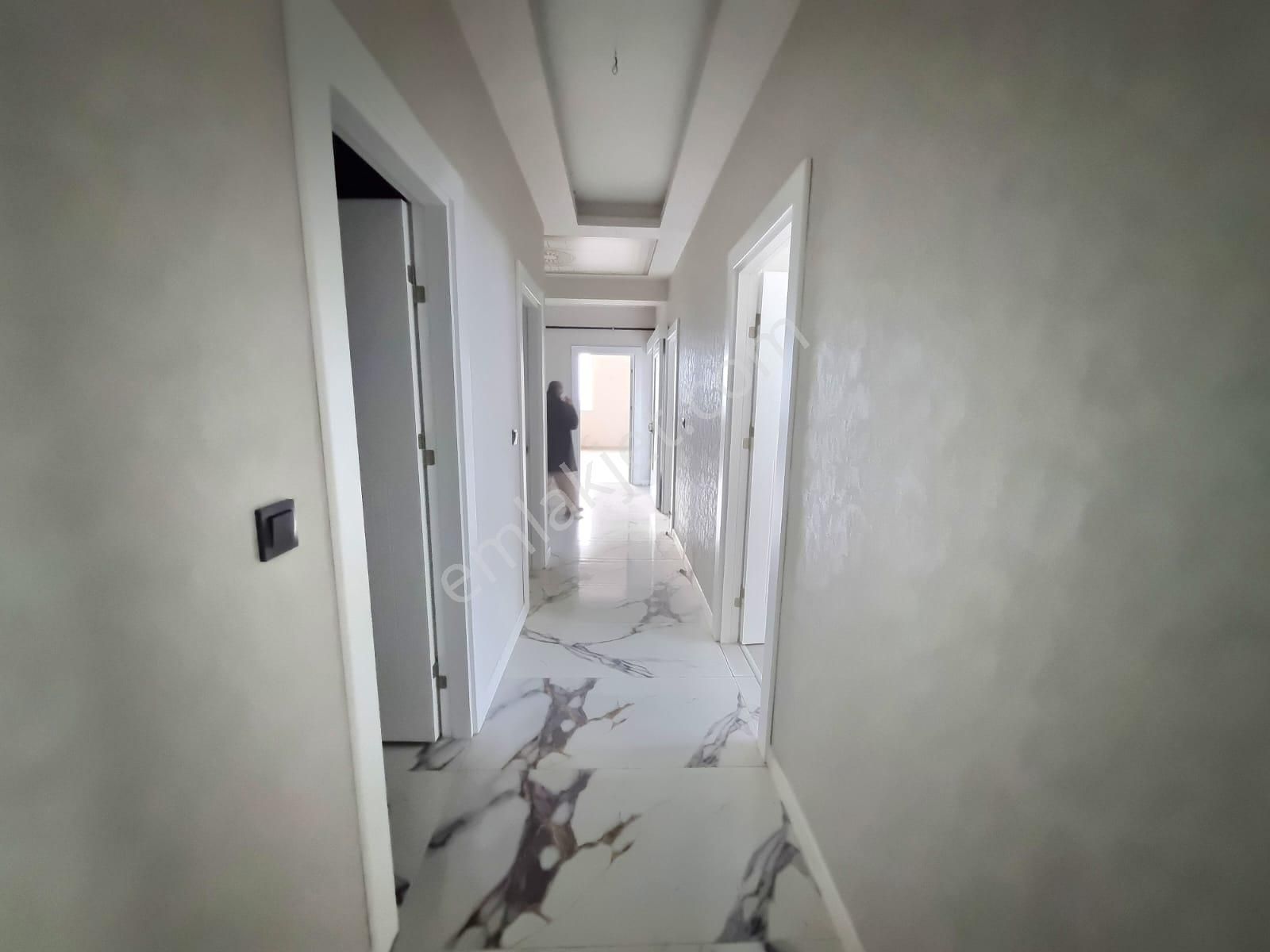 Yenikent Satılık 3+1 Park Cepheli Lüks Geniş Daire - Görsel 25