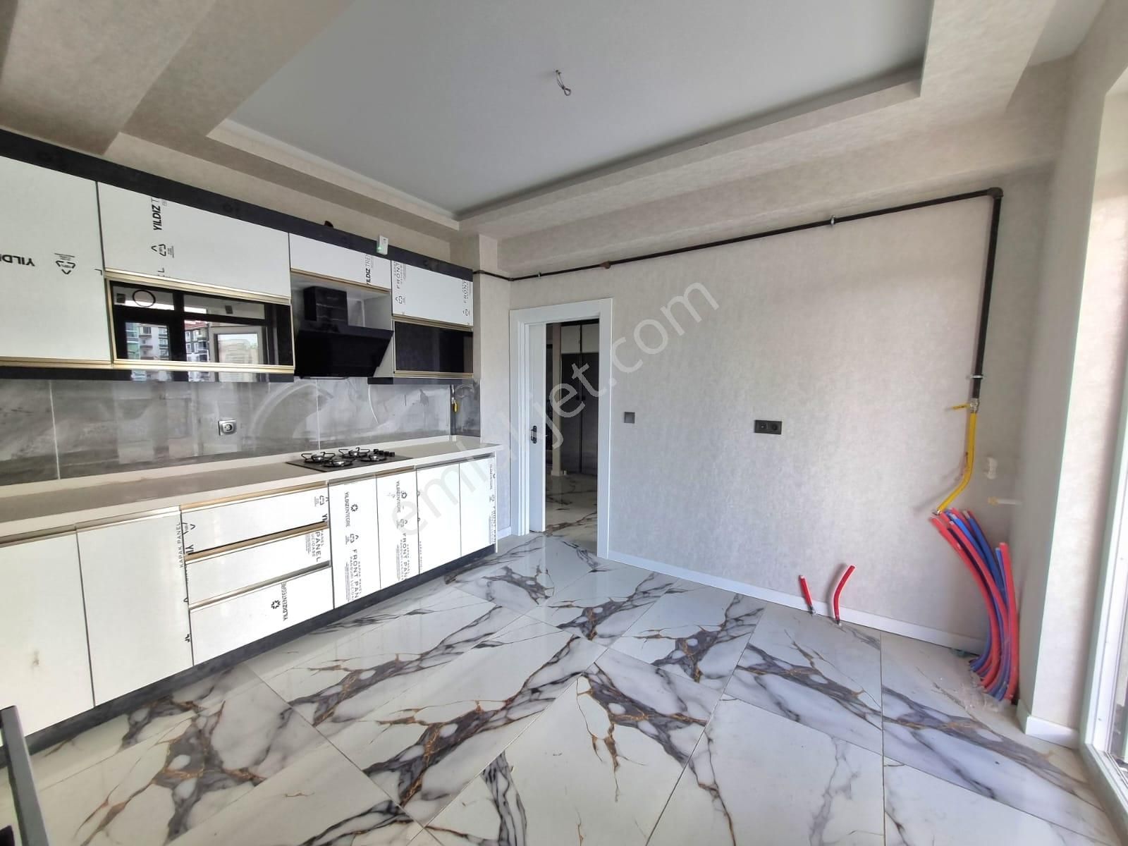 Yenikent Satılık 3+1 Park Cepheli Lüks Geniş Daire - Görsel 19
