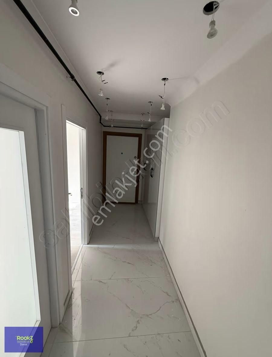 Rookzdoruk'dan Velibaba'da Şehir Orman Manzaralı Sıfır 3+1 Daire - Görsel 5