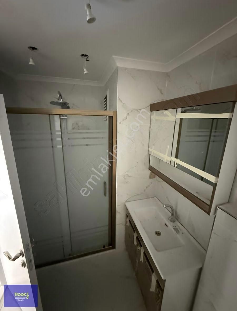 Rookzdoruk'dan Velibaba'da Şehir Orman Manzaralı Sıfır 3+1 Daire - Görsel 6