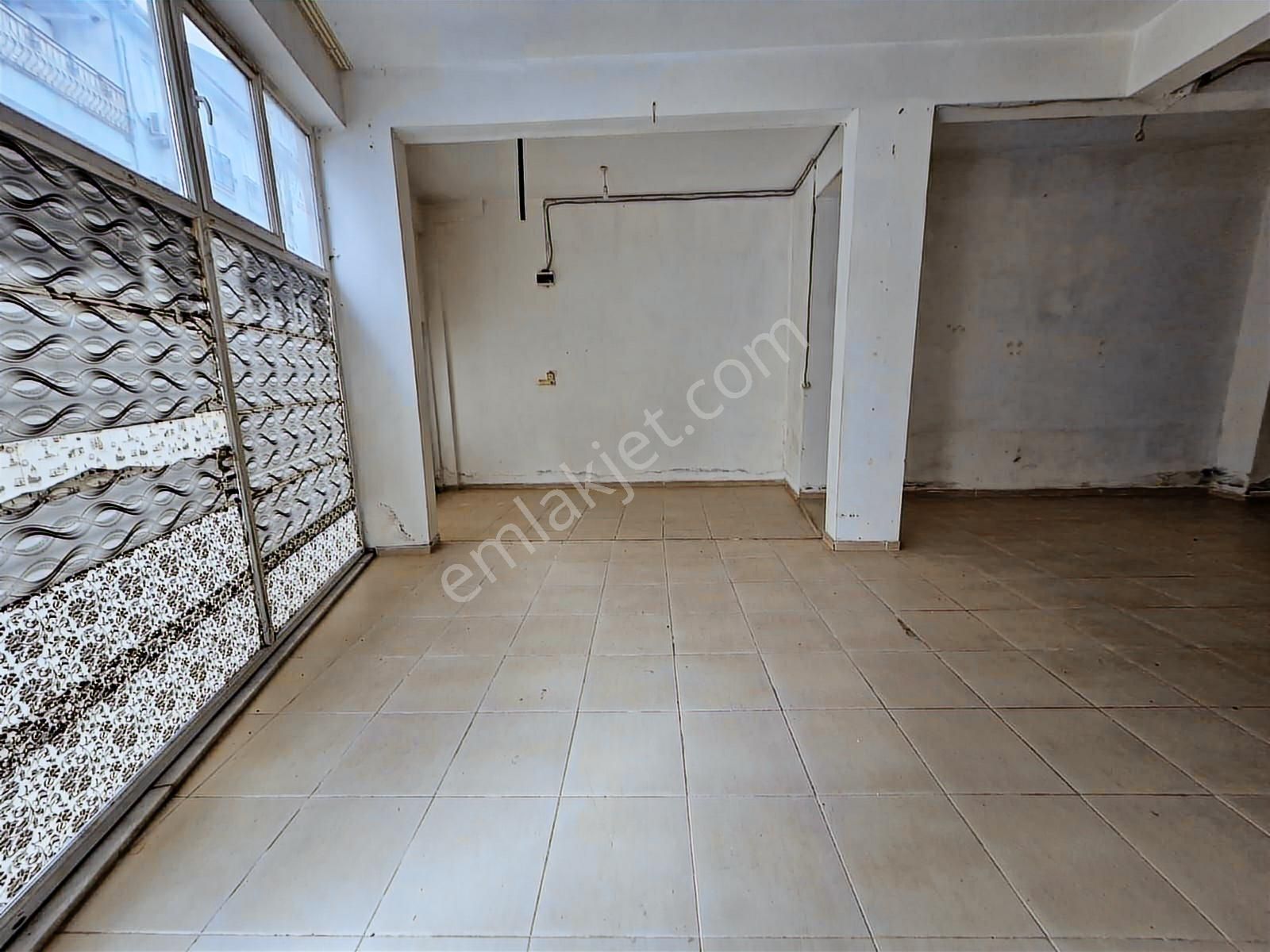 Nd Gayrimenkul'den 35'lik Yol Yapı Kredi Arası Kiralık Dükkan - Görsel 3