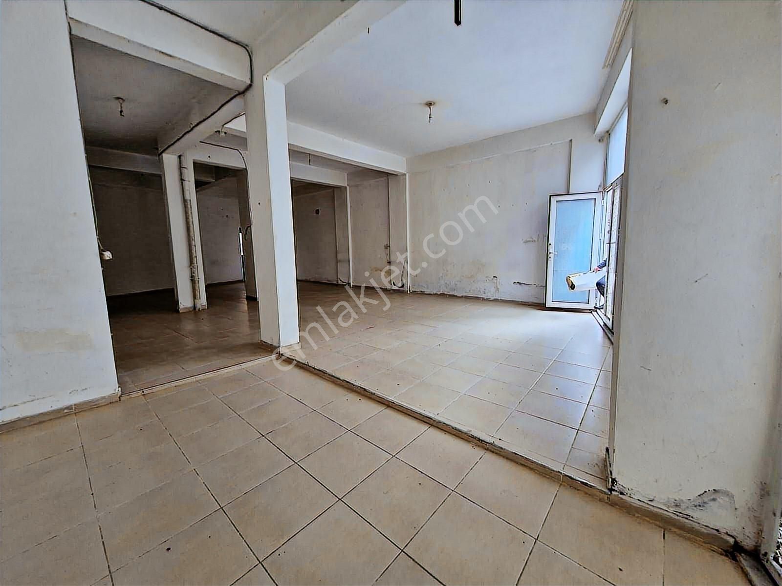 Nd Gayrimenkul'den 35'lik Yol Yapı Kredi Arası Kiralık Dükkan - Görsel 6