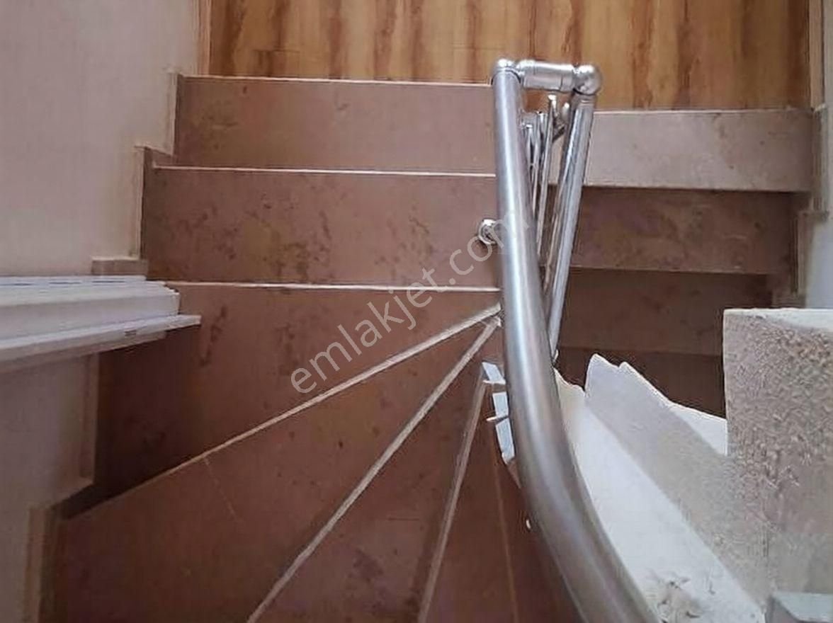 Sahibinden 5+1 Satılık - Komisyonsuz - Tekirdağ Yeniçiftlik - Eşyalı Trıpleks Villa - Görsel 3