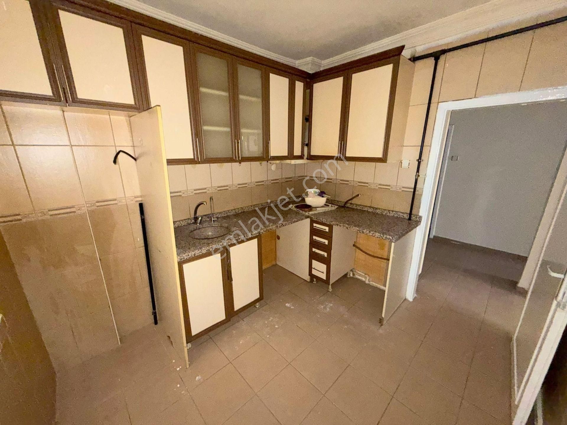 Şafak'tan Danışment'te 3+1 Yüksek Giriş Güney Cephe Yapılı Daire - Görsel 14