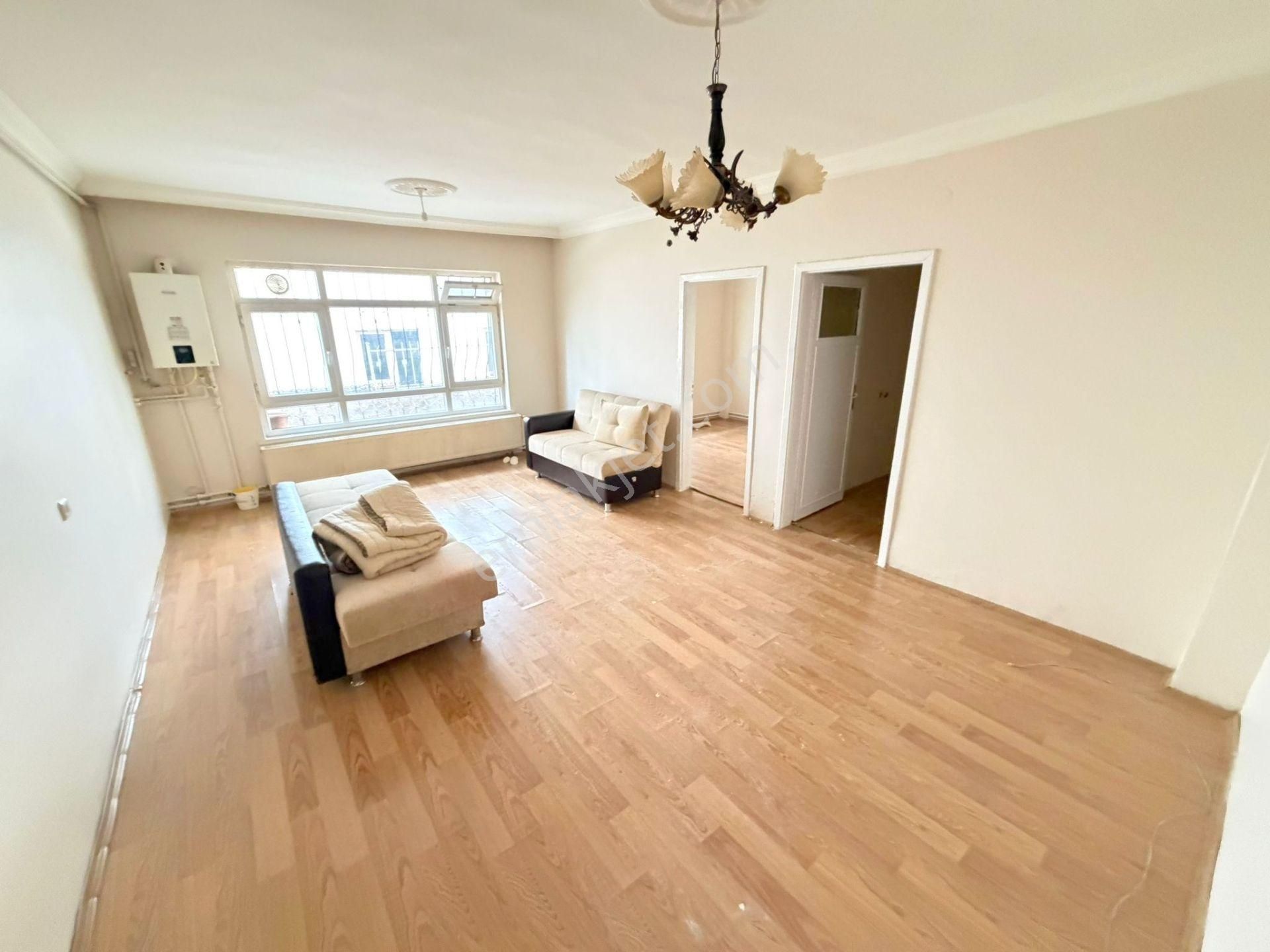 Şafak'tan Danışment'te 3+1 Yüksek Giriş Güney Cephe Yapılı Daire - Görsel 13