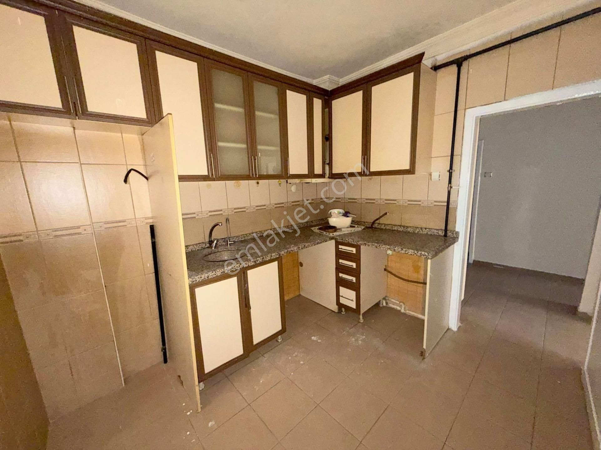 Şafak'tan Danışment'te 3+1 Yüksek Giriş Güney Cephe Yapılı Daire - Görsel 24