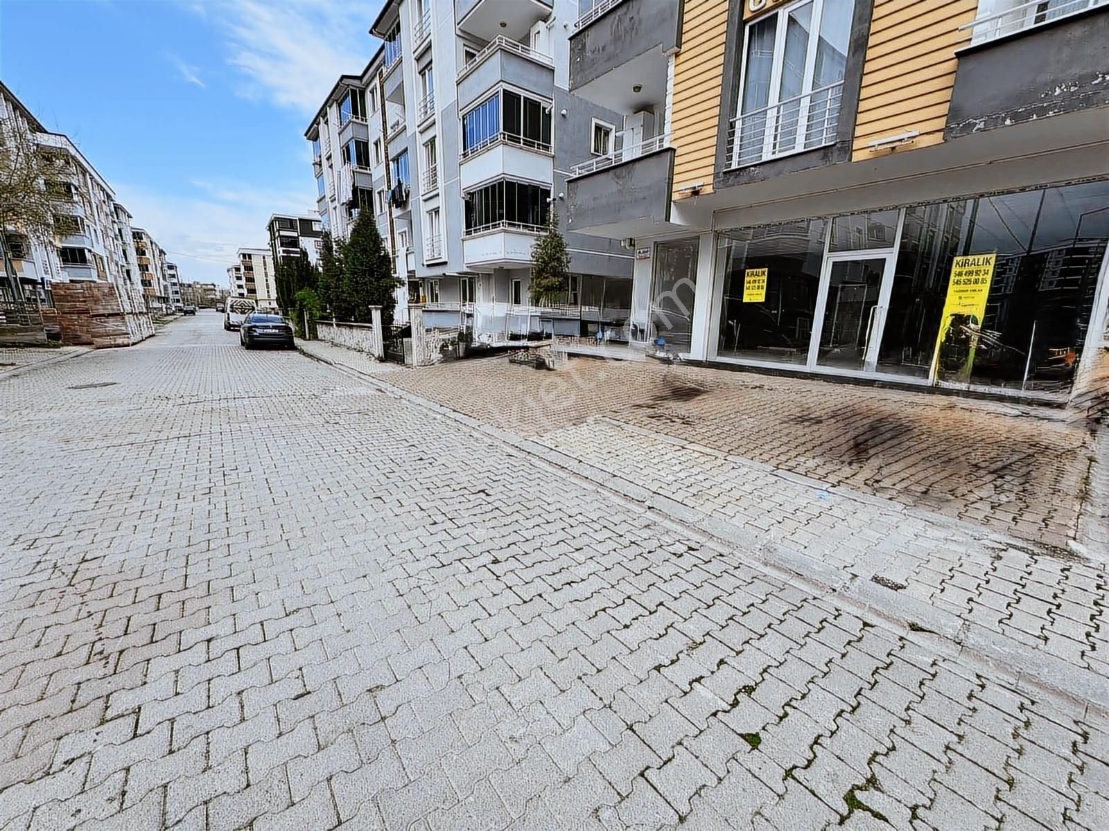 Yağmur Emlak'tan Satılık Gençlik Merkezi Yanı Depolu Dükkan - Görsel 6