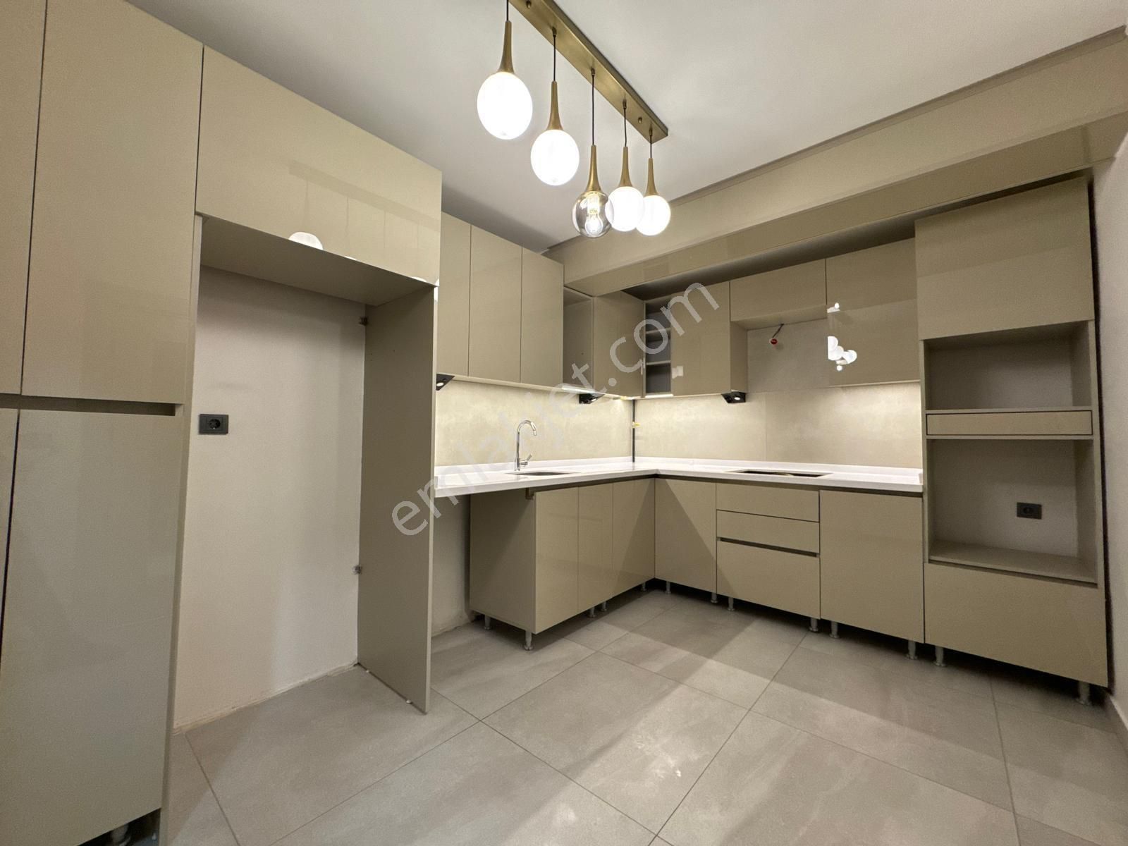 Batıkent İlkyerleşim'de Özel Mimari Tasarım 5+1 Satılık Müstakil - Görsel 23