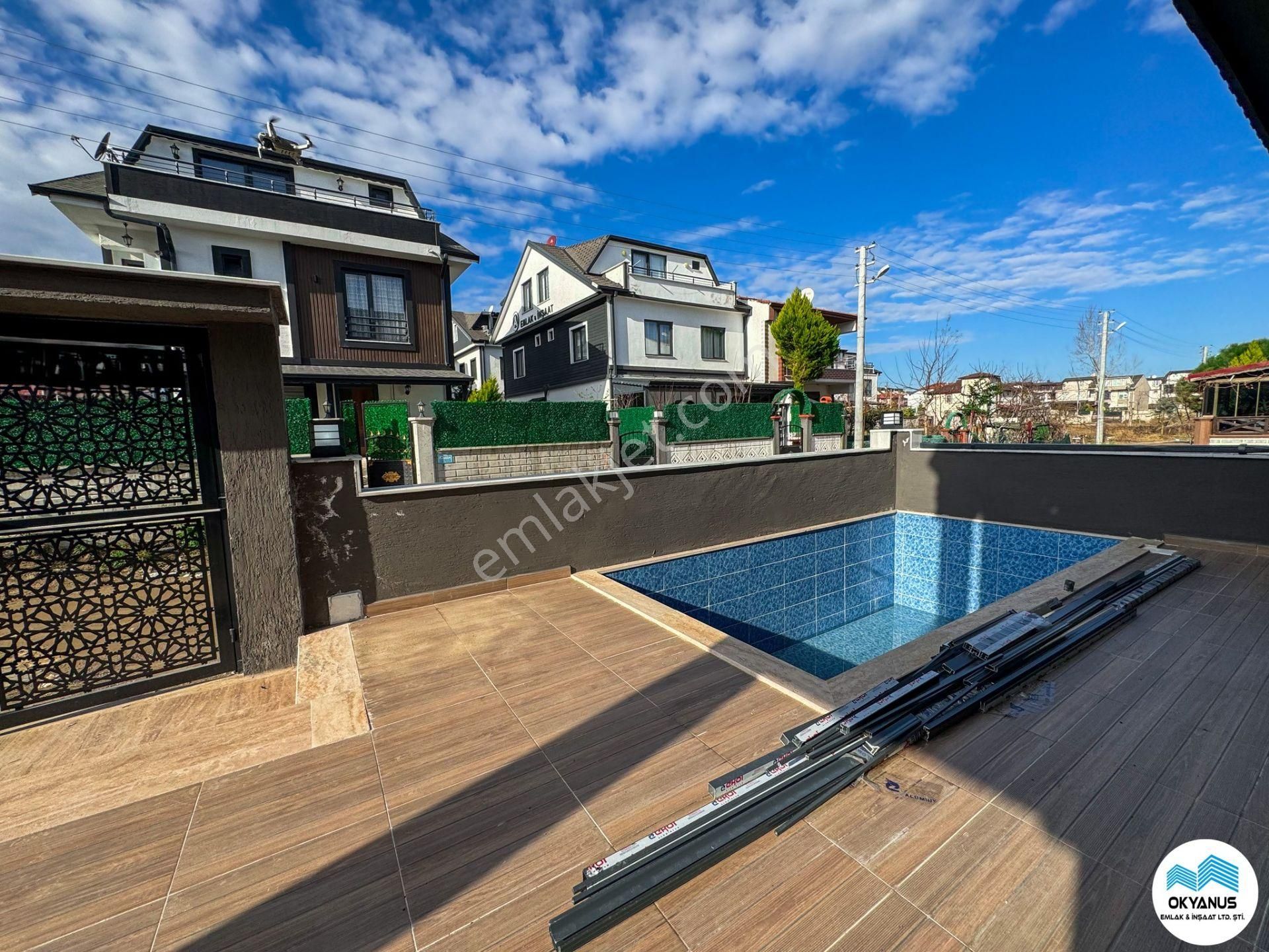 Kocaali Yalı'da Satılık 4+1 Denize Komşu Havuzlu Villa - Görsel 27