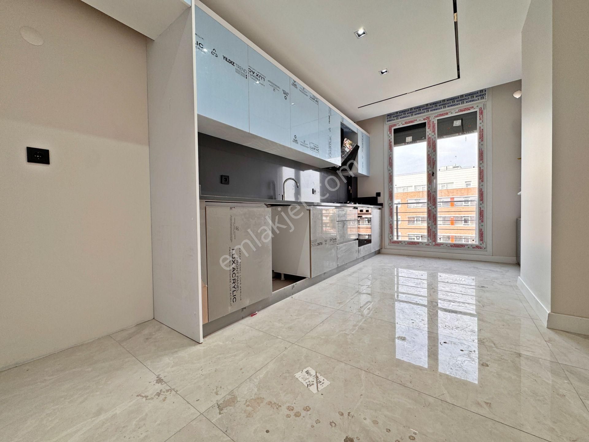 Home Vizyon Bahçelievler Merkez'de Satılık Sıfır Süper Lüx 5+2 Otoparklı Dublex Daireler. - Görsel 3