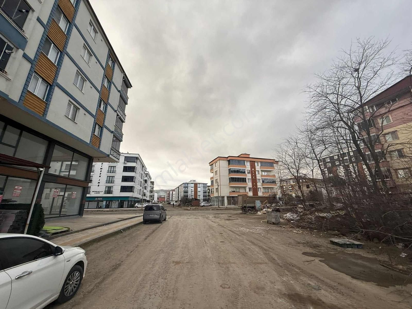 Yağmur Emlaktan Satılık Süper Konum Fırsat Dükkan - Görsel 12