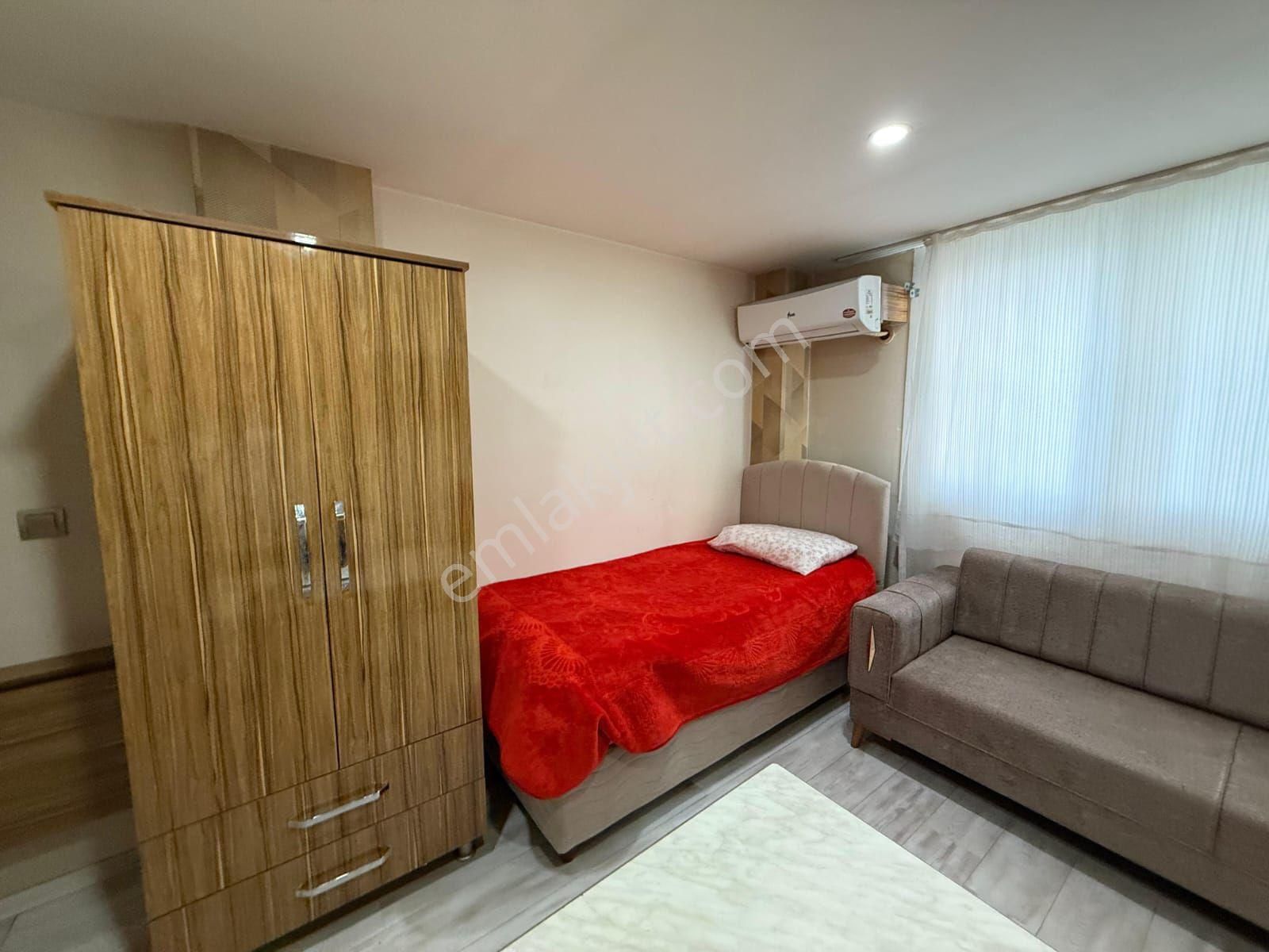 Yeşilyurt Mahallesinde Temiz Eşyalı Kiralık 1+0 Daire - Görsel 2