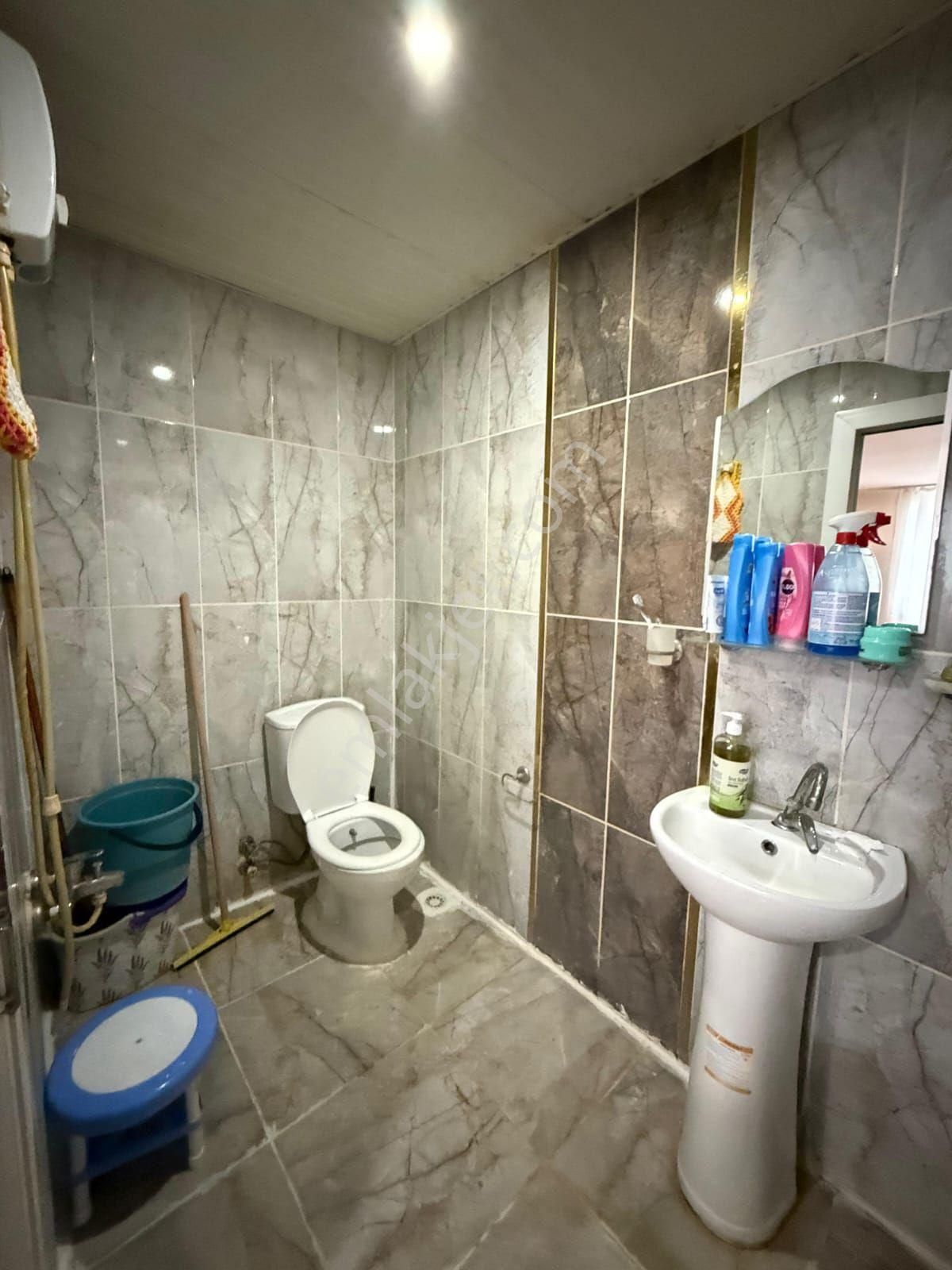 Yeşilyurt Mahallesinde Temiz Eşyalı Kiralık 1+0 Daire - Görsel 7