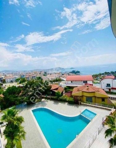 Kuşadası Türkmen Mahallesinde Deniz Manzaralı 3+1 Satılık Daire