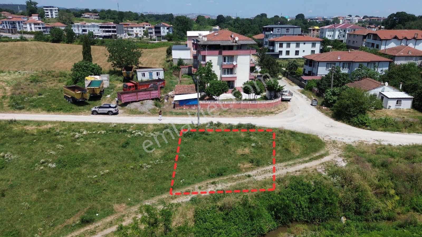 Ariyede Satılık 284 M2 Satılık Köşe Parsel Arsa
