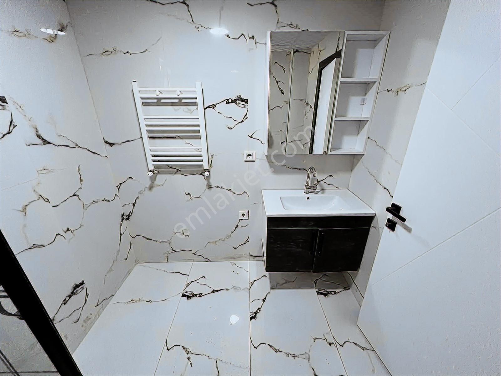 Şehsinan Mahallesinde Site İçinde Satılık 2+1 Daire - Görsel 16