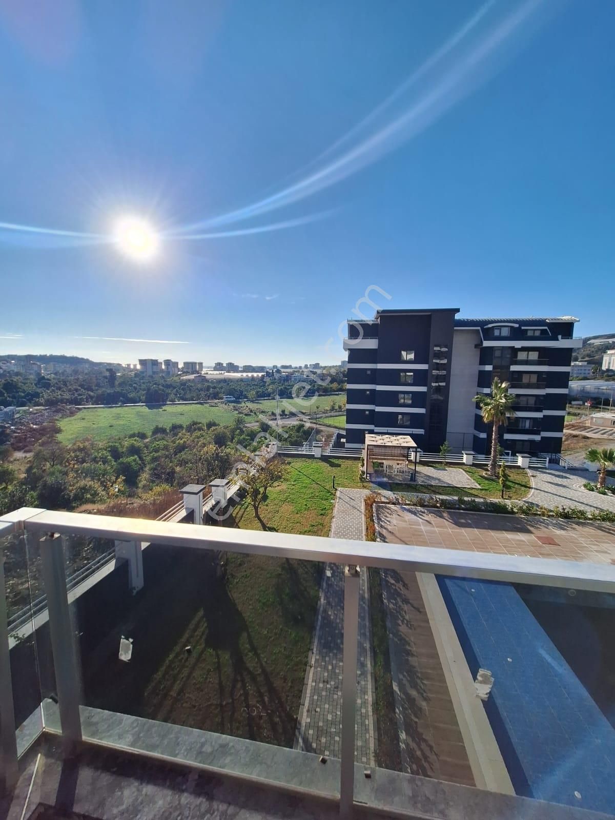 Alanya Demirtaş'ta Doğayla İç İçe 1+1 Satılık Daire - Görsel 24