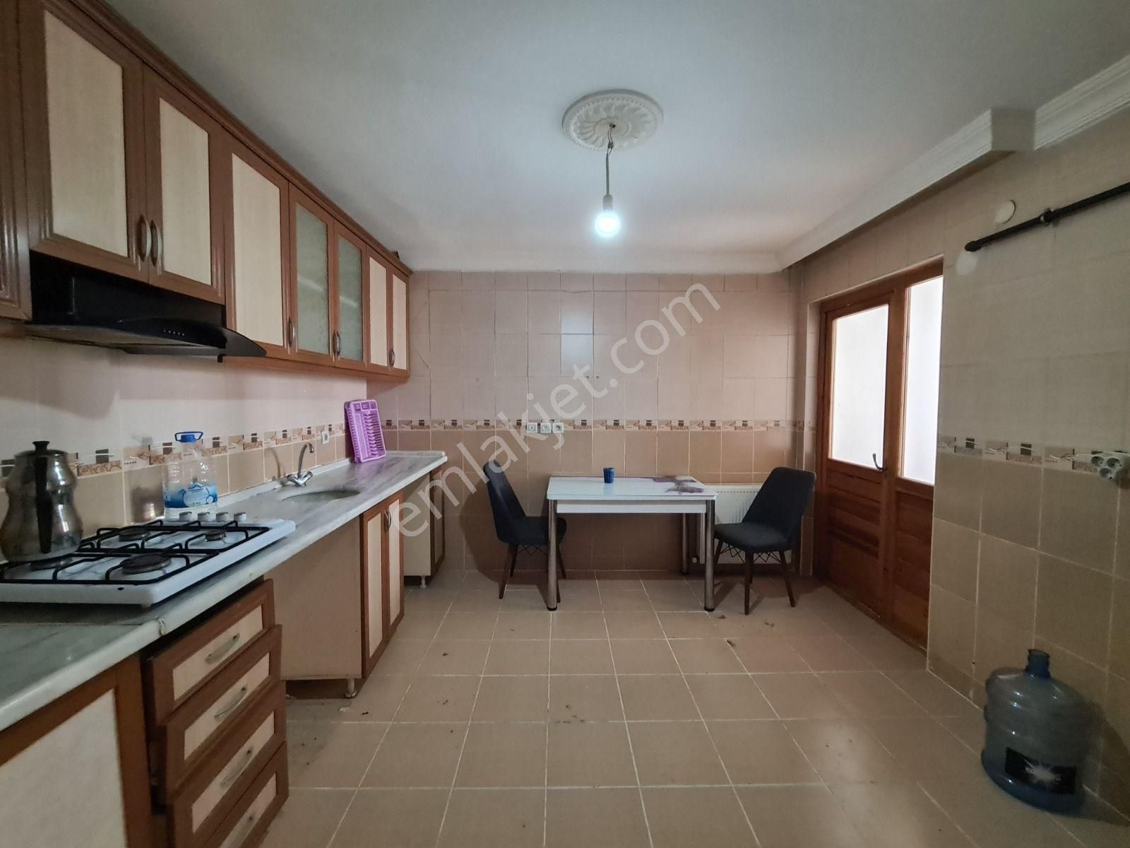 Sancaktepe Sarıkamış Cd. Üzeri Asansörlü Geniş Kiralık 3+1 Daire - Görsel 2