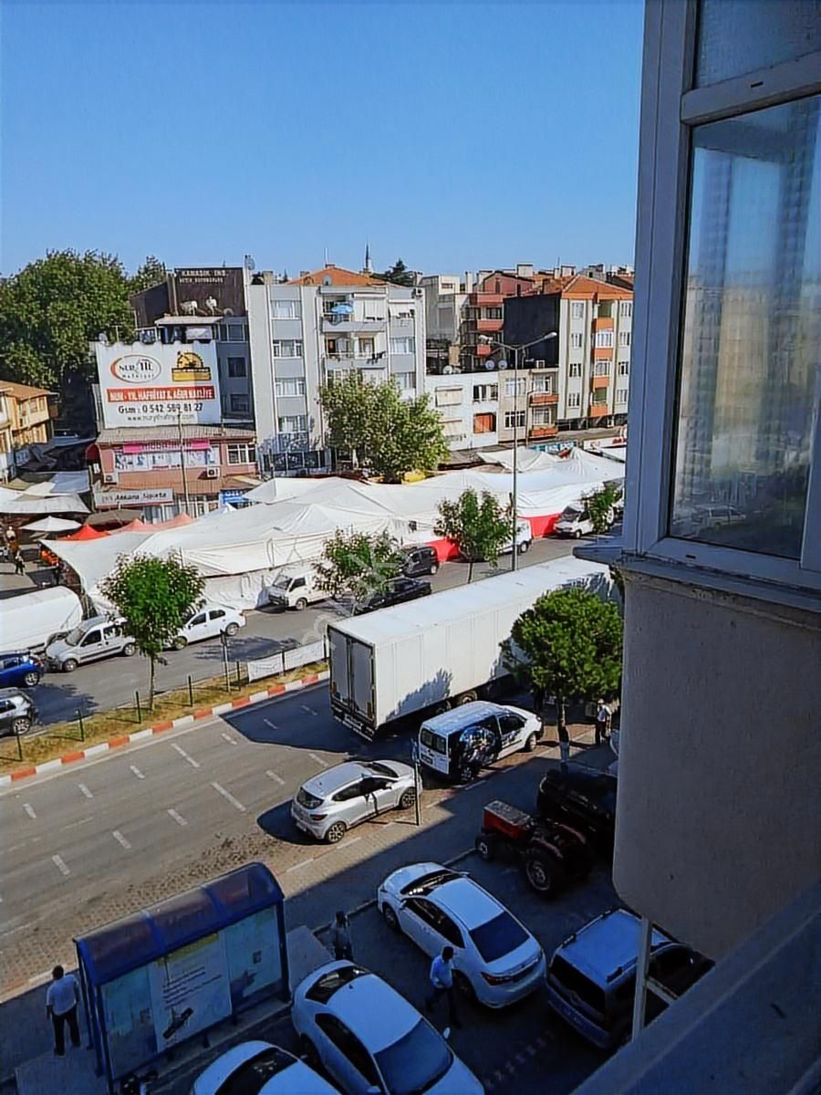 Lapseki Cadde Üzeri Geniş 3+1 Daire - Görsel 13