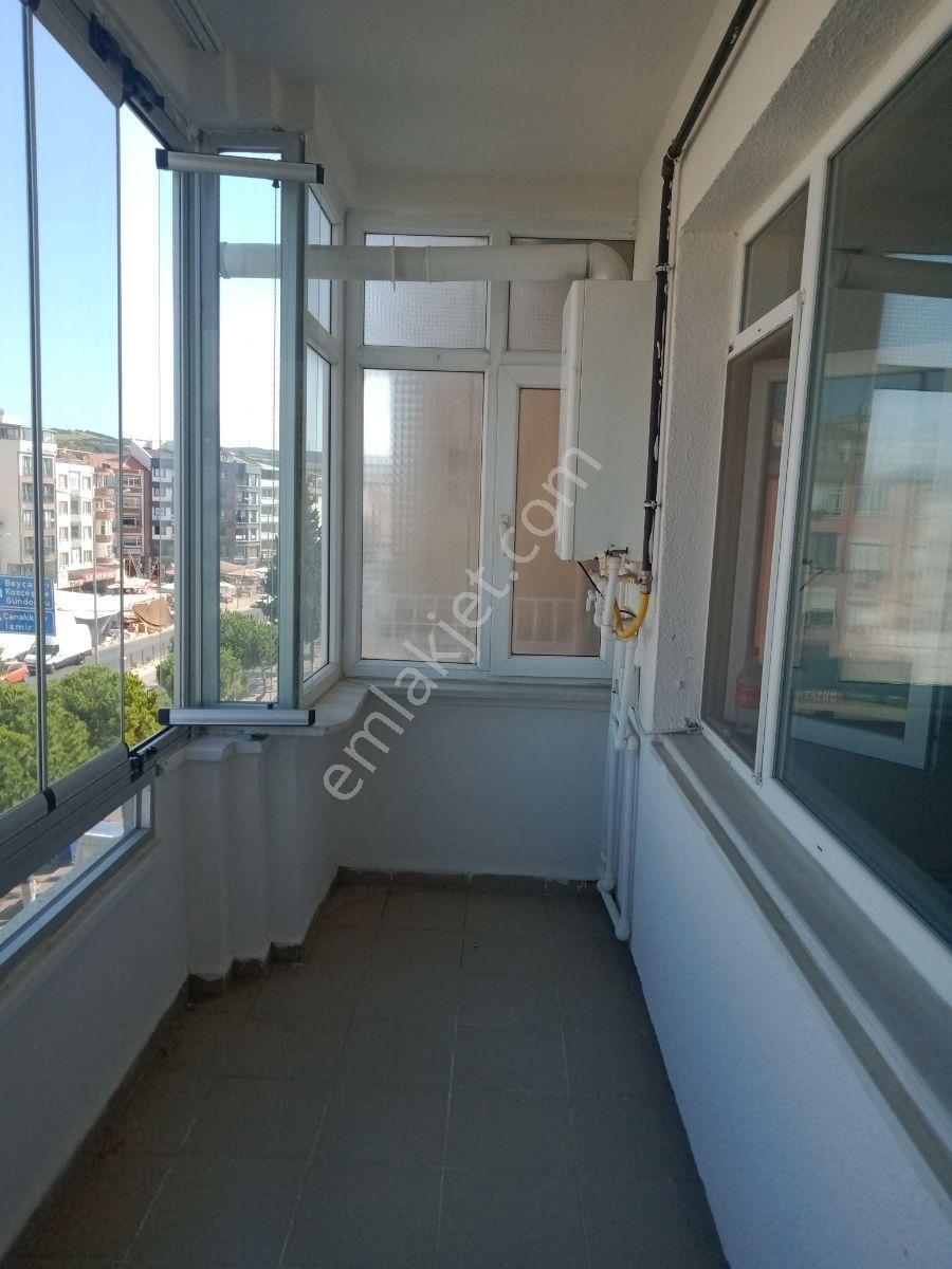 Lapseki Cadde Üzeri Geniş 3+1 Daire - Görsel 11
