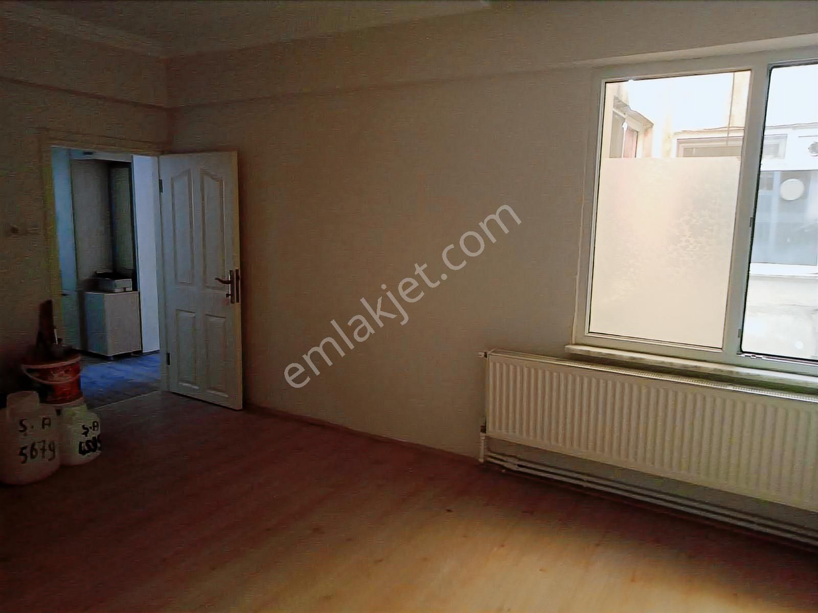 Lapseki Cadde Üzeri Geniş 3+1 Daire - Görsel 28