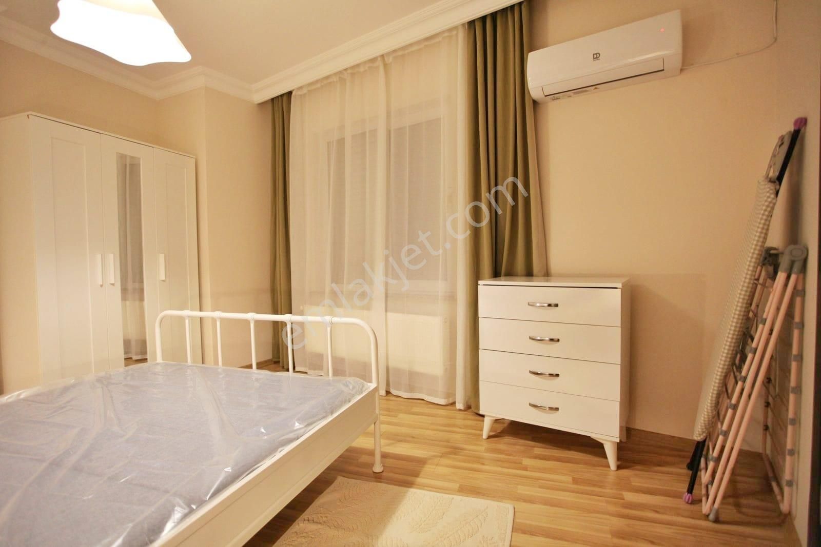 Önder Sağlam Güzeloba Mobilyalı Kiralık 1+1 Bahçe Kat Ayrı Mutfak - Görsel 21