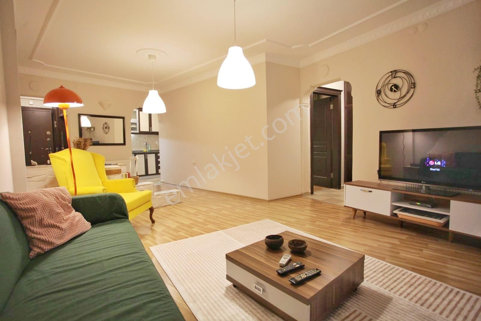 Önder Sağlam Güzeloba Mobilyalı Kiralık 1+1 Bahçe Kat Ayrı Mutfak - Görsel 11