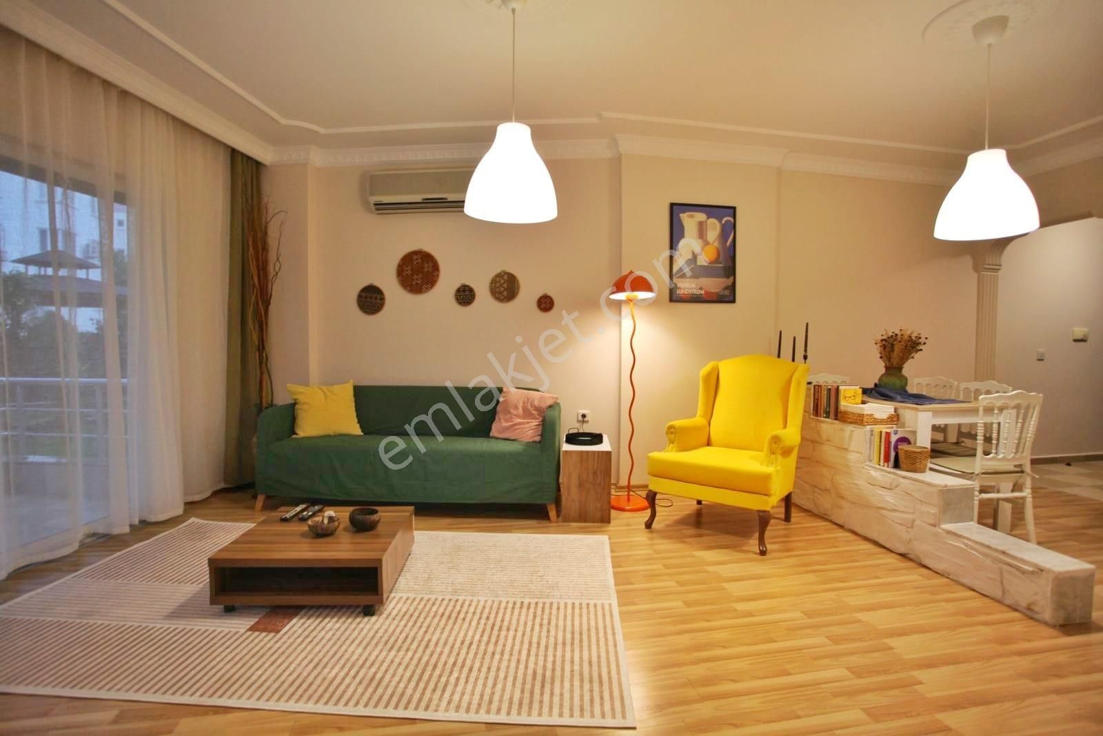 Önder Sağlam Güzeloba Mobilyalı Kiralık 1+1 Bahçe Kat Ayrı Mutfak - Görsel 9