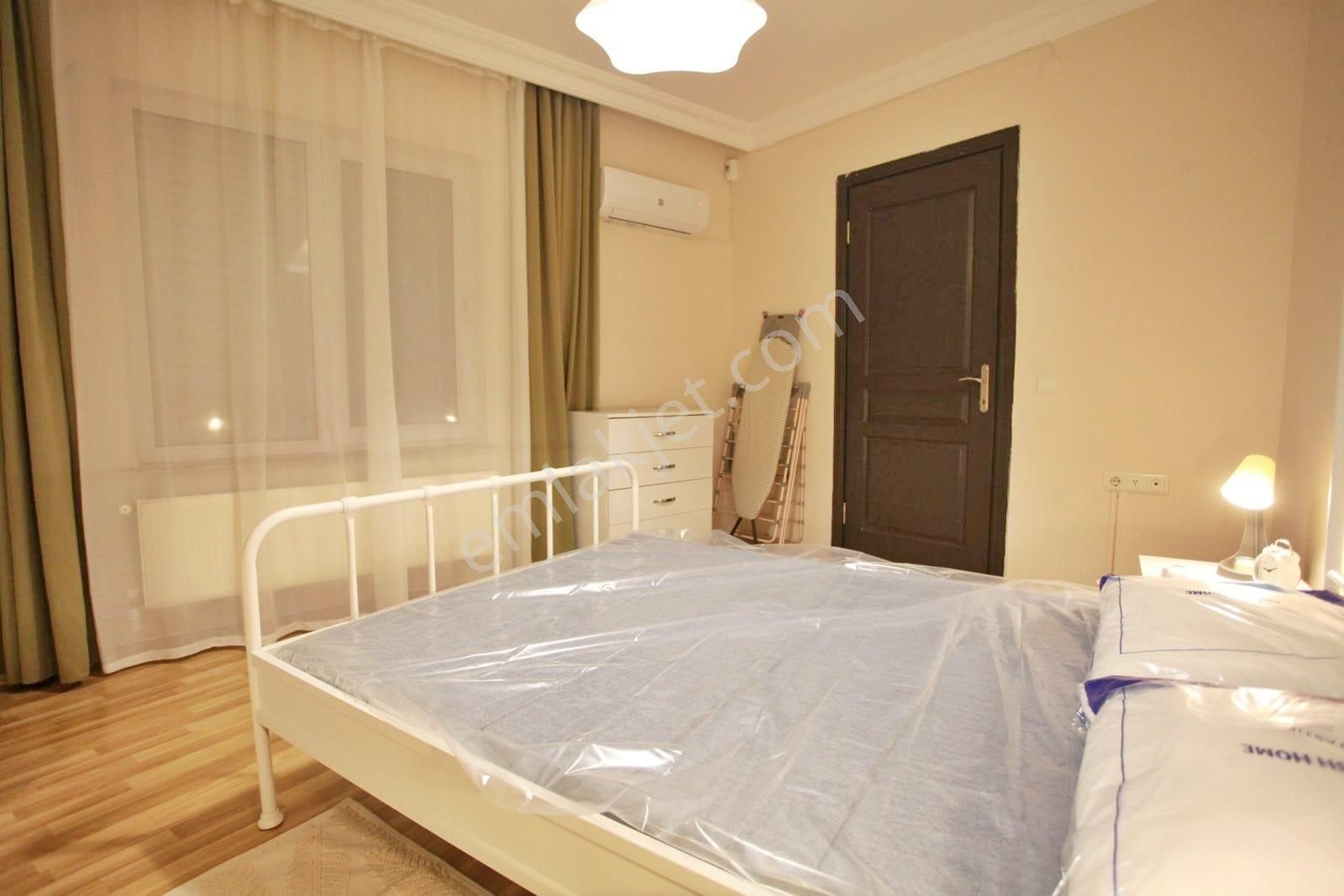 Önder Sağlam Güzeloba Mobilyalı Kiralık 1+1 Bahçe Kat Ayrı Mutfak - Görsel 23