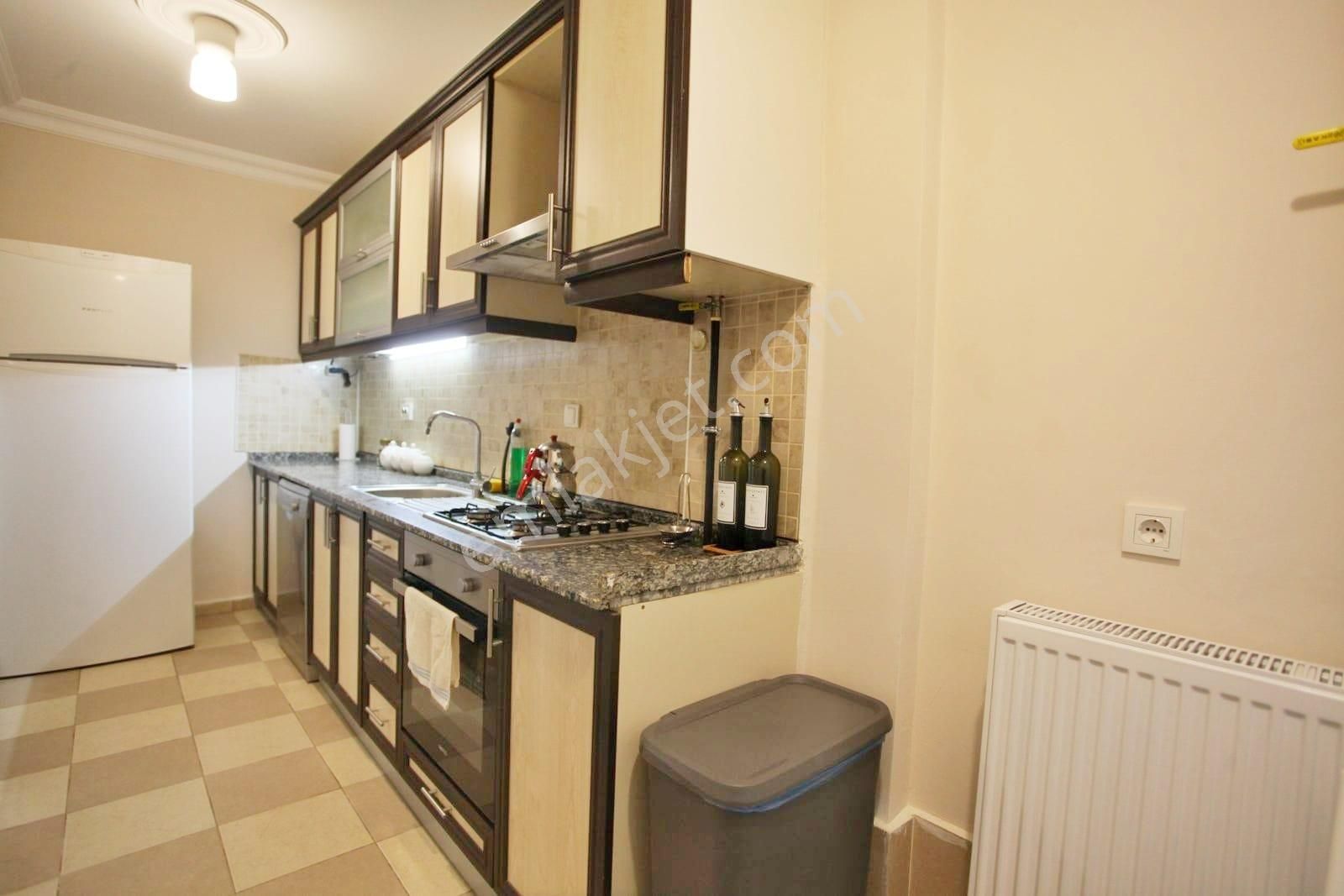 Önder Sağlam Güzeloba Mobilyalı Kiralık 1+1 Bahçe Kat Ayrı Mutfak - Görsel 17