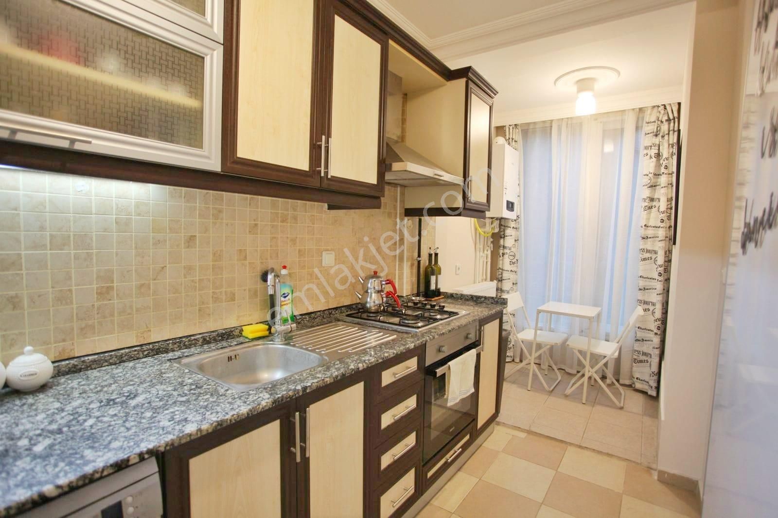 Önder Sağlam Güzeloba Mobilyalı Kiralık 1+1 Bahçe Kat Ayrı Mutfak - Görsel 15