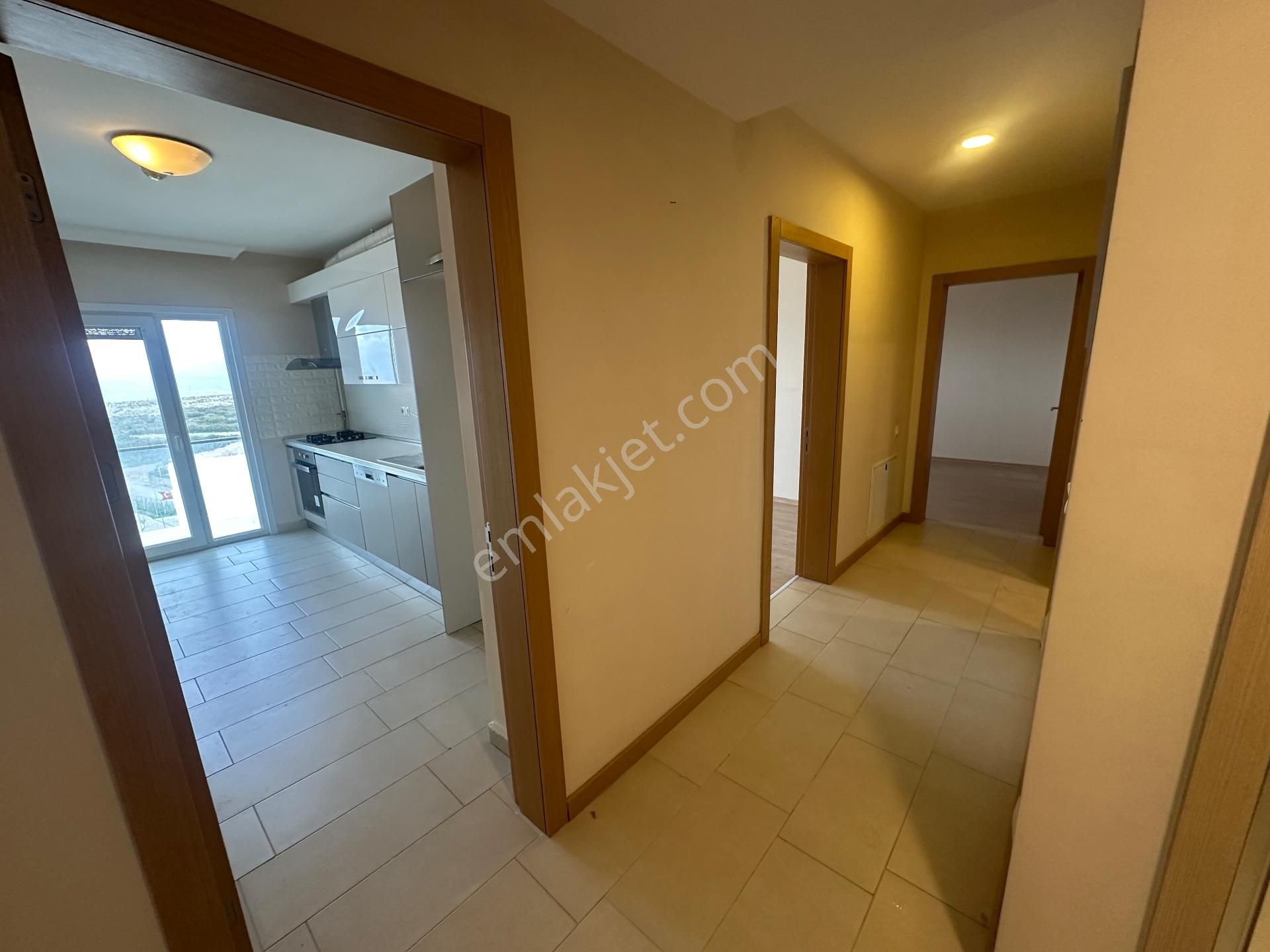 Oyak Buca 1.etap Kiralık 3+1 Daire Remax Model Küçükerol - Görsel 2