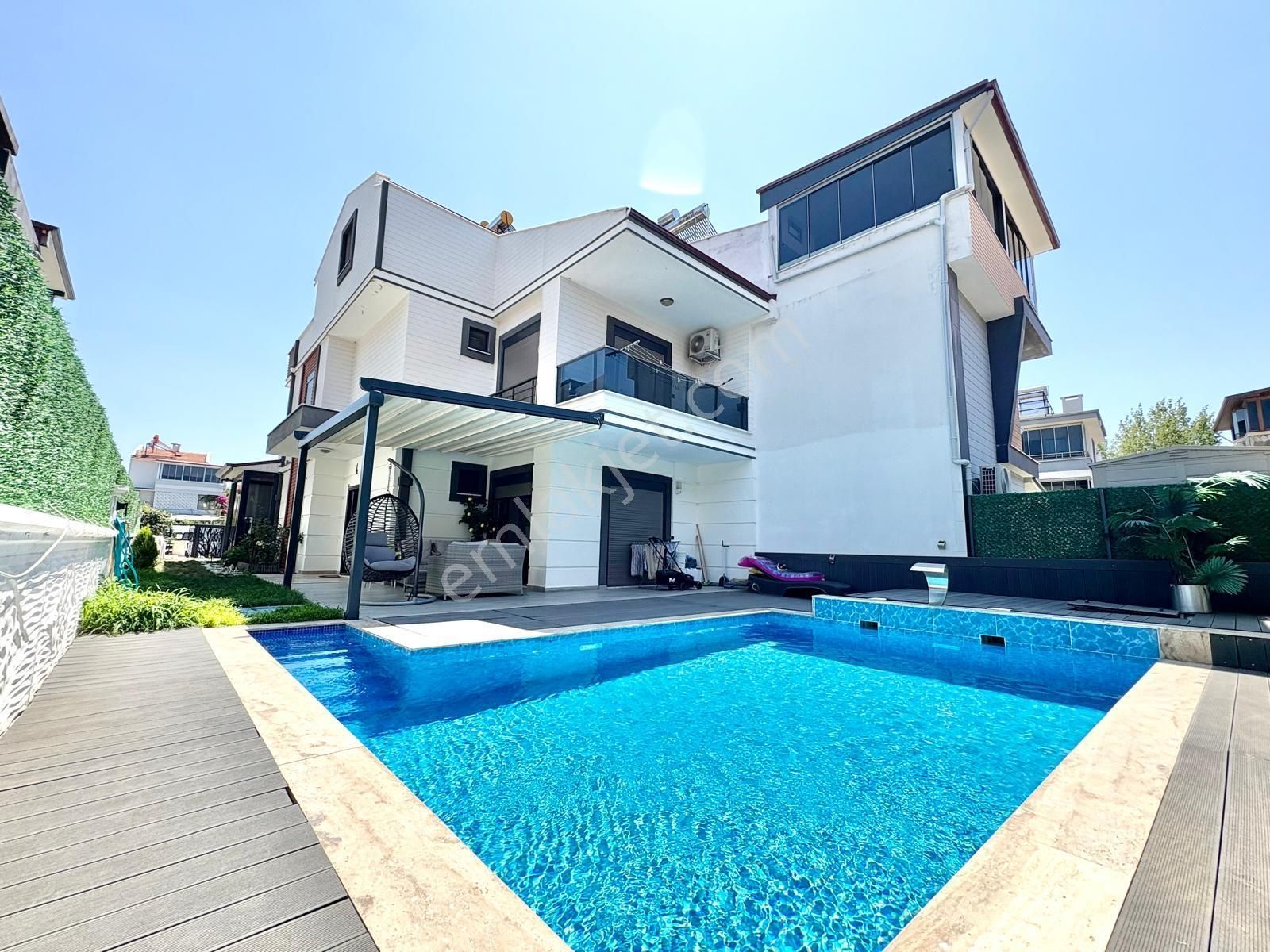 ▶ ▶ Akçay Körfez'den Özel Havuzlu Detaylarına Bayılacağınız 5+1 Satılık Villa - Görsel 2