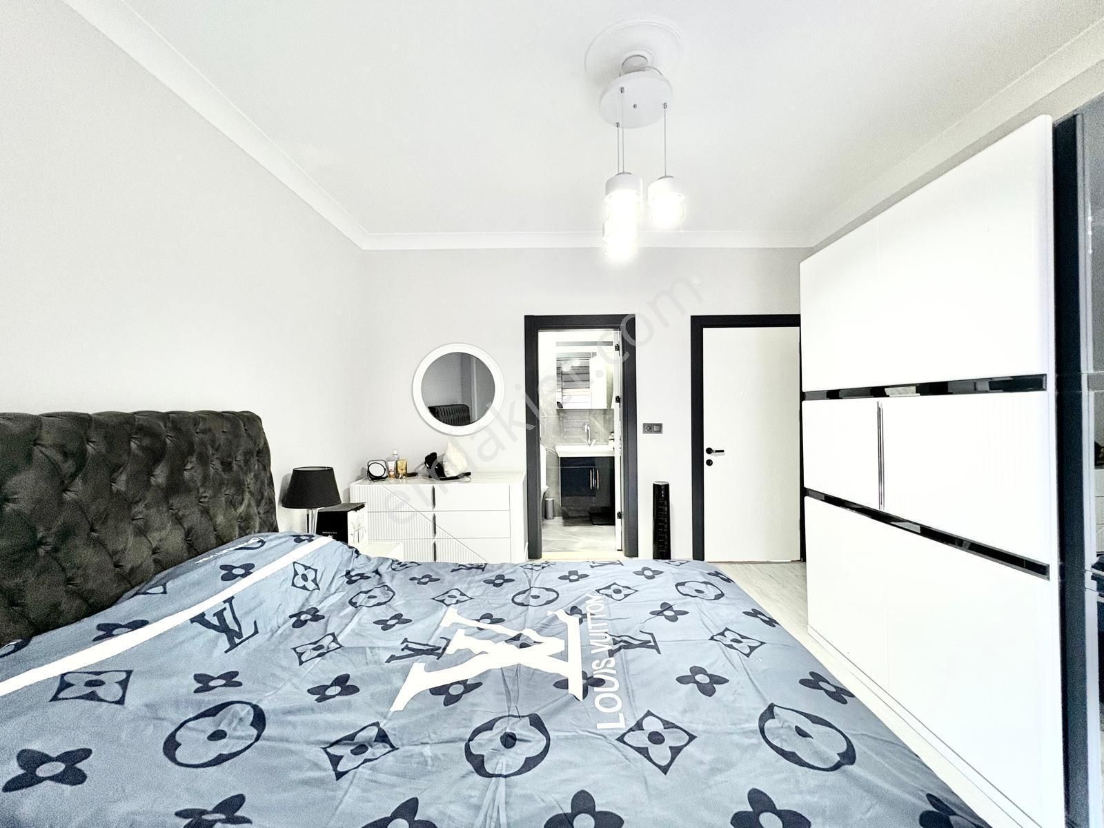 ▶ ▶ Akçay Körfez'den Özel Havuzlu Detaylarına Bayılacağınız 5+1 Satılık Villa - Görsel 18