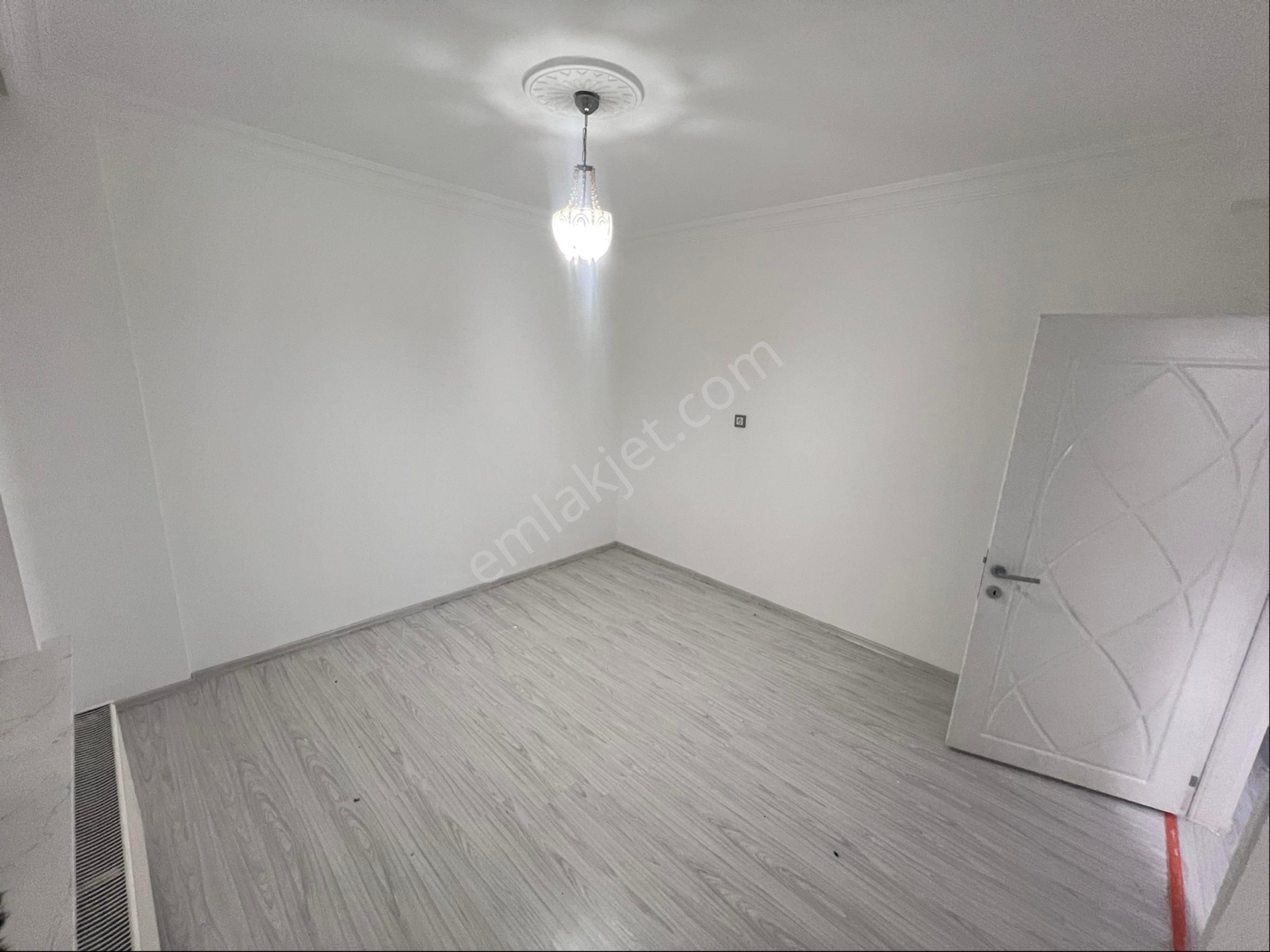 30 Ağustos Mah.3+1 Ful Yapılı Y.giriş Kelepir Fırsat Daire - Görsel 8